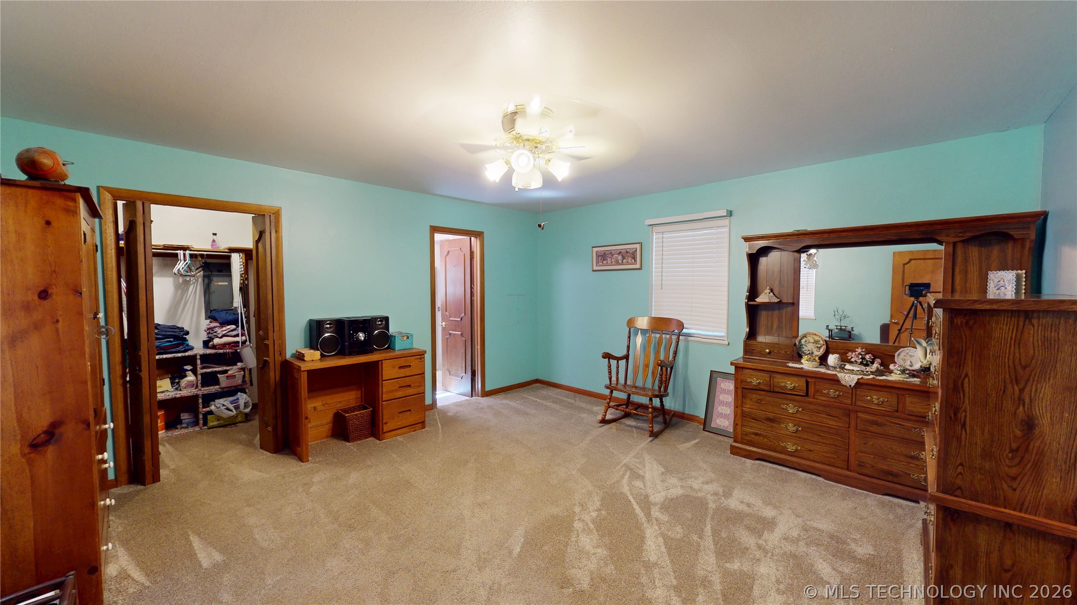 1005 S Broadway Property Photo 15
