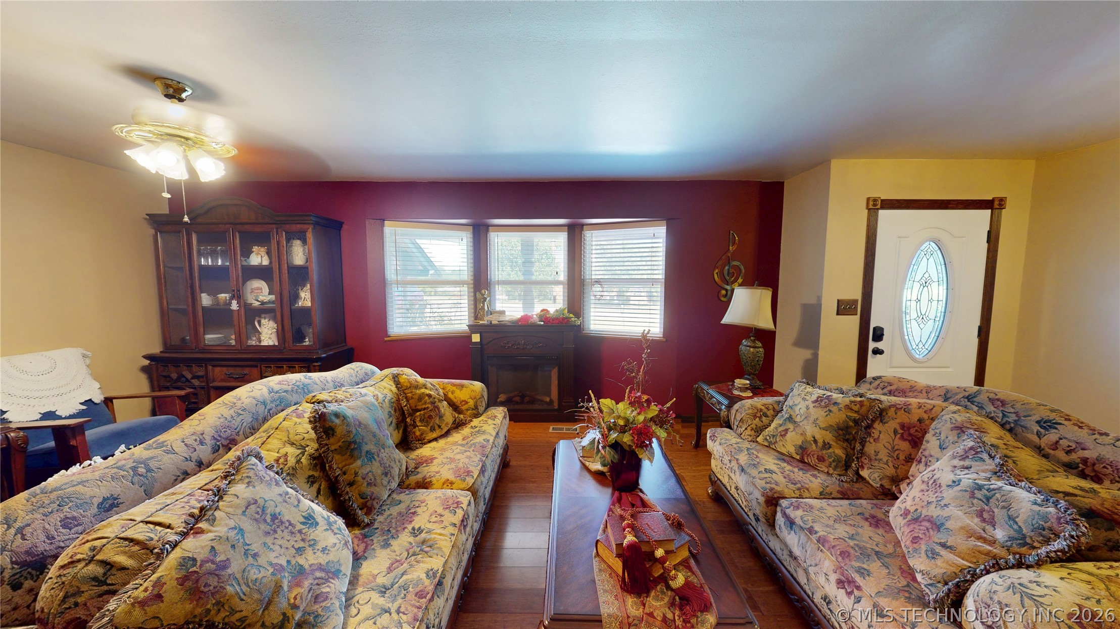 1005 S Broadway Property Photo 23