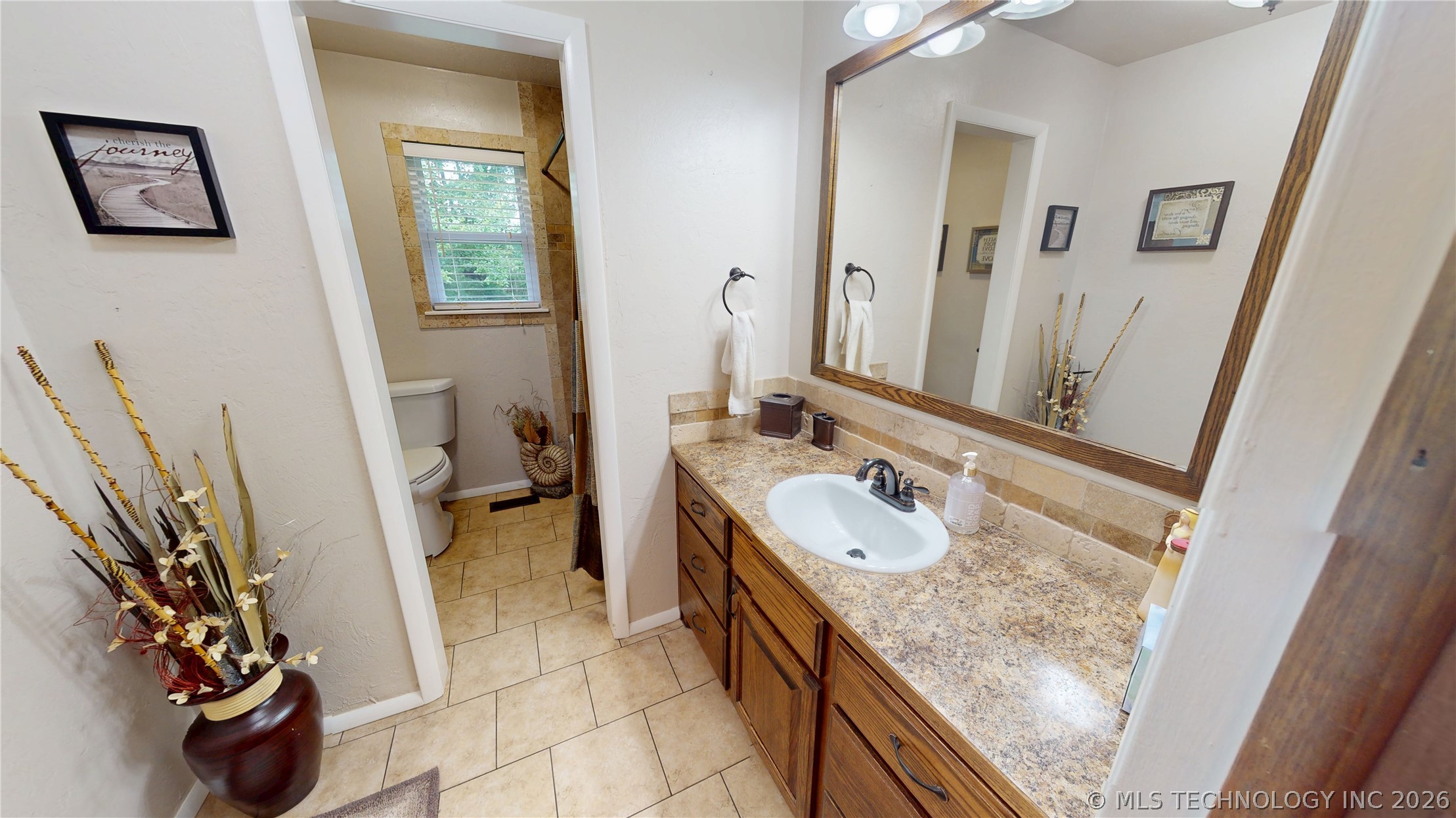 1005 S Broadway Property Photo 25