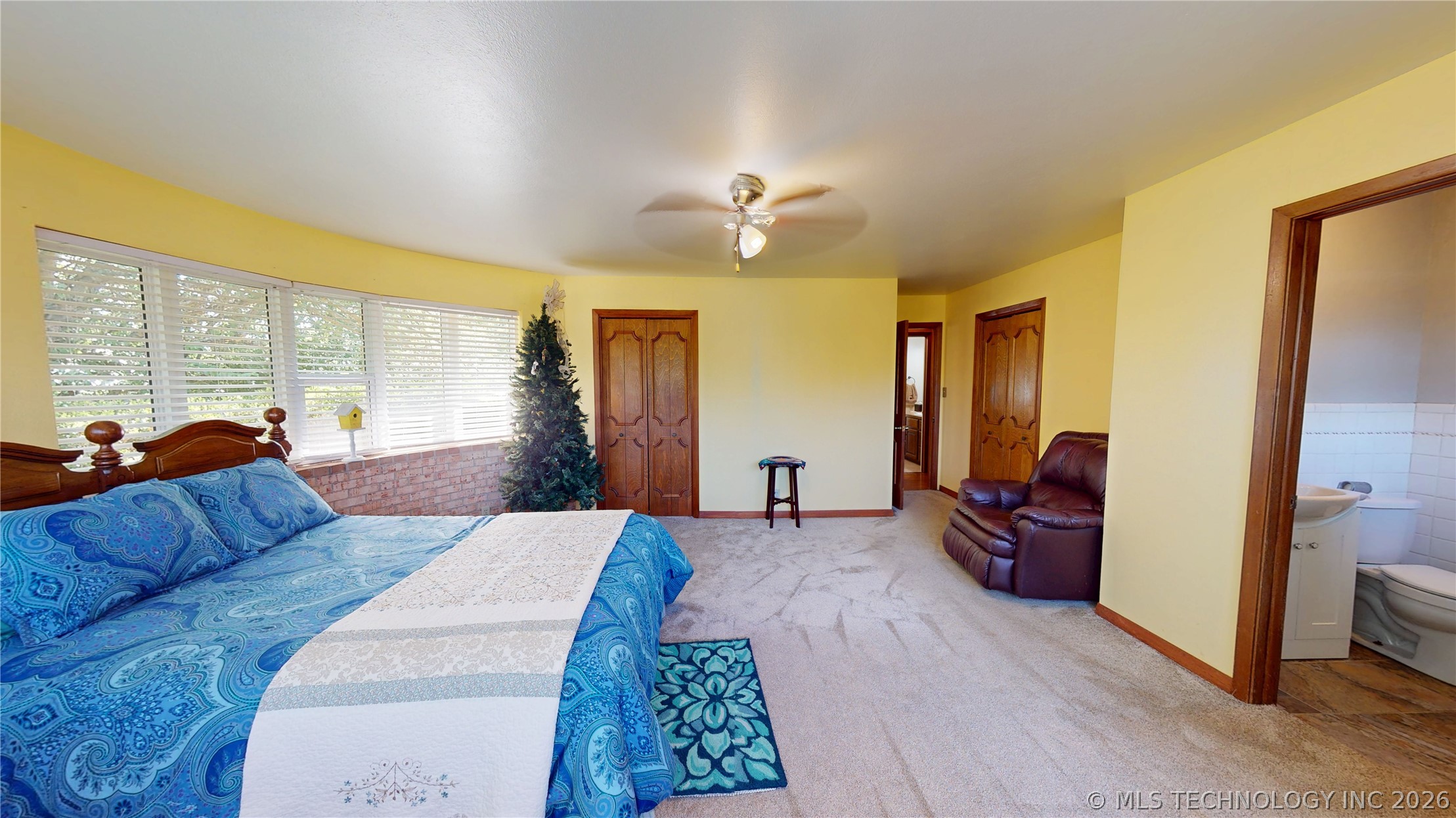 1005 S Broadway Property Photo 31