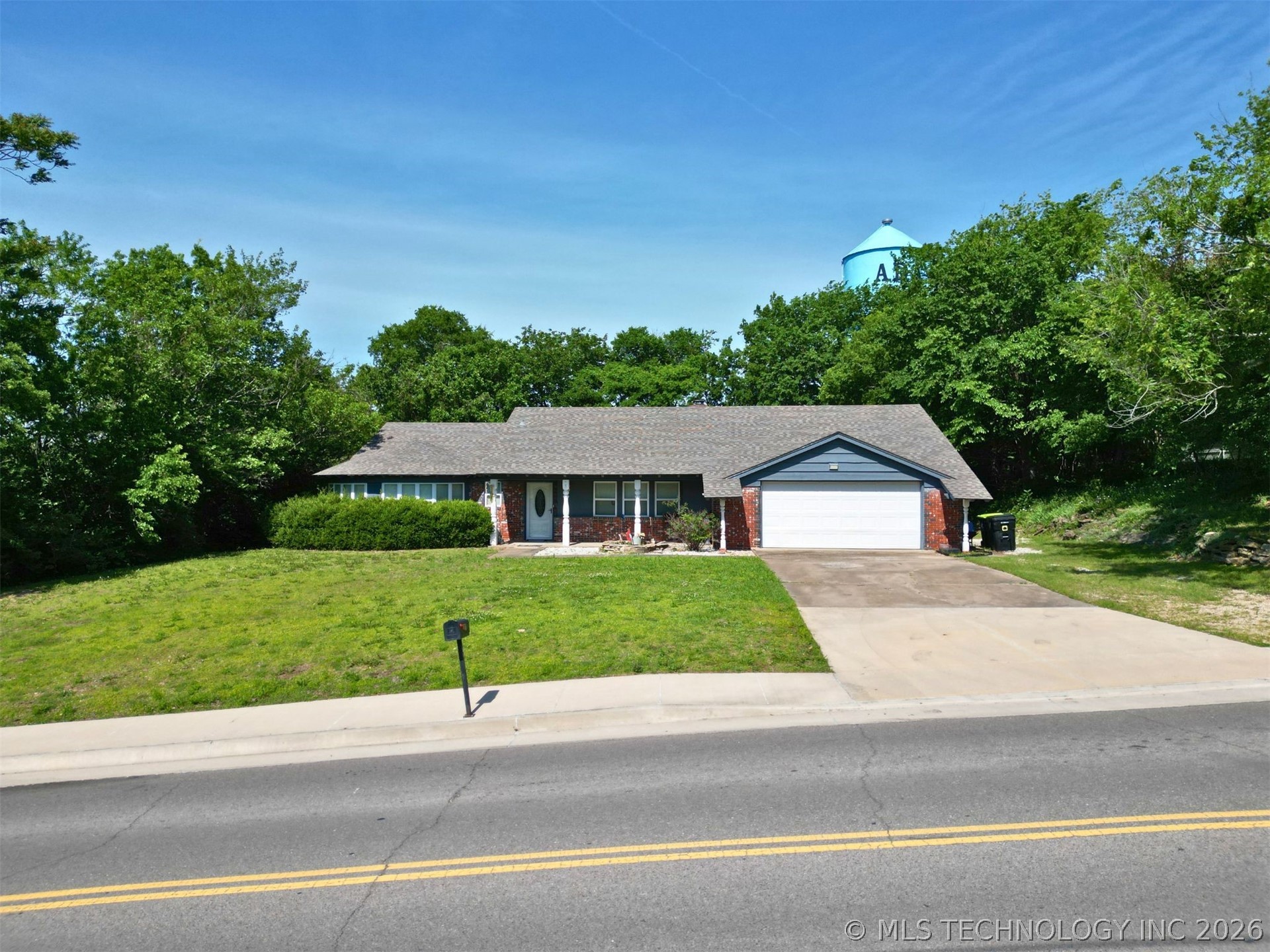 1005 S Broadway Property Photo 51
