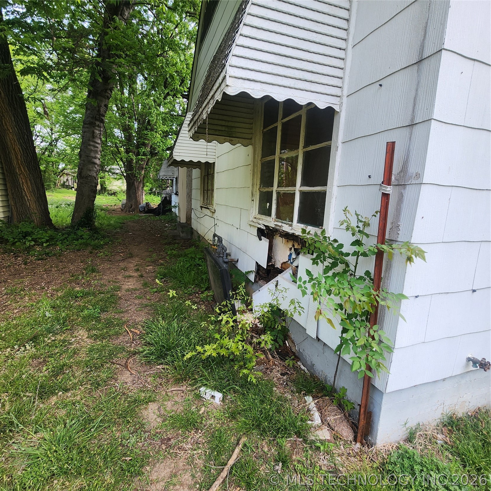 1012 Columbus Avenue Property Photo 2