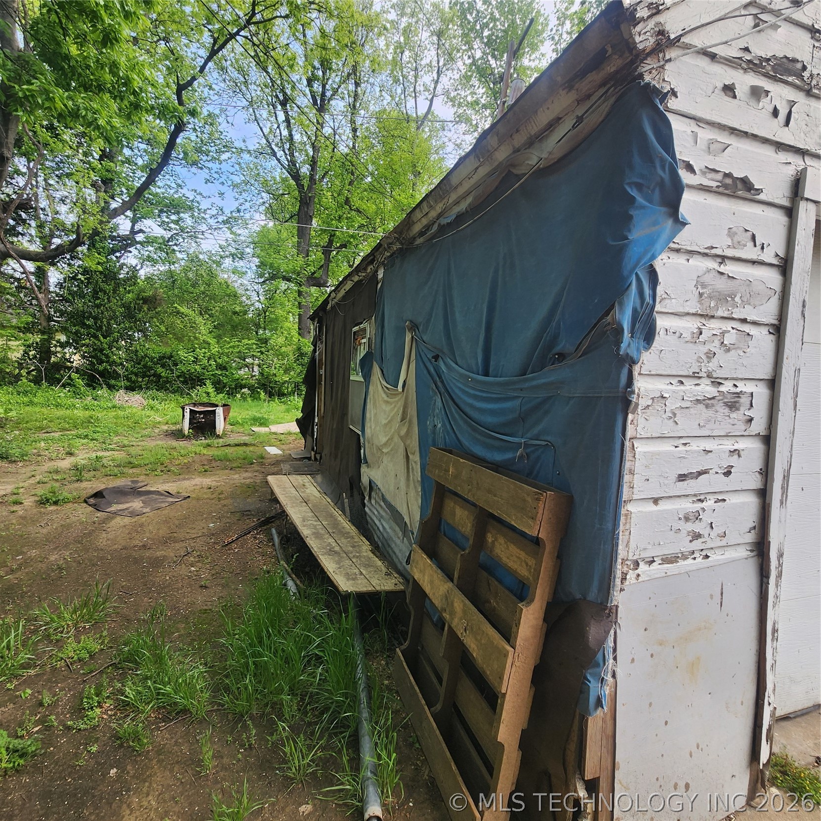 1012 Columbus Avenue Property Photo 6
