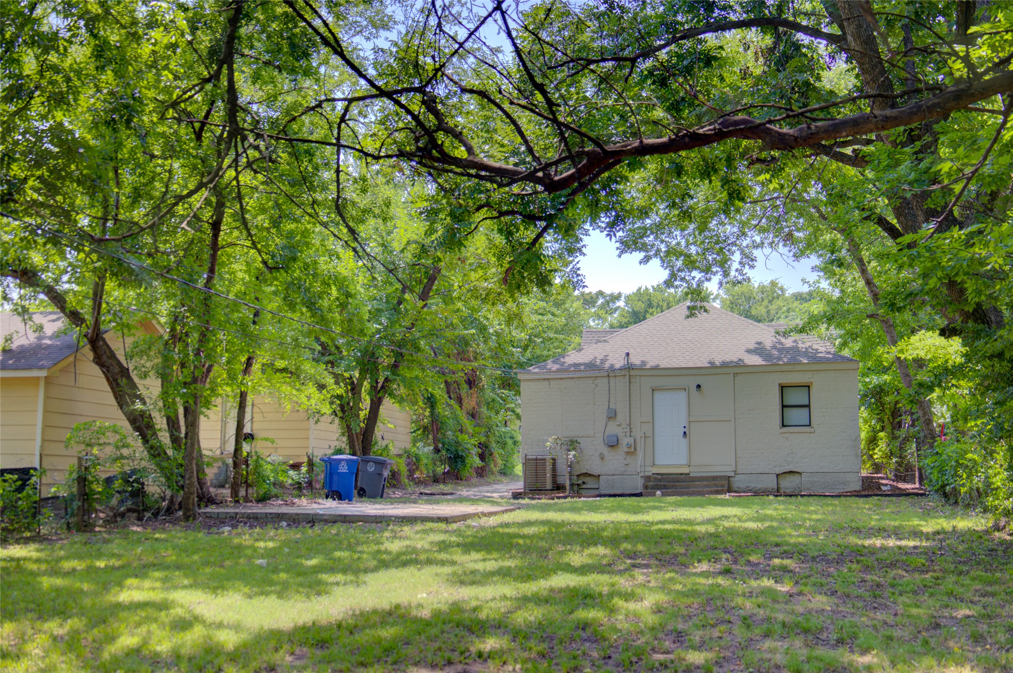 707 N Xanthus Avenue Property Photo 33