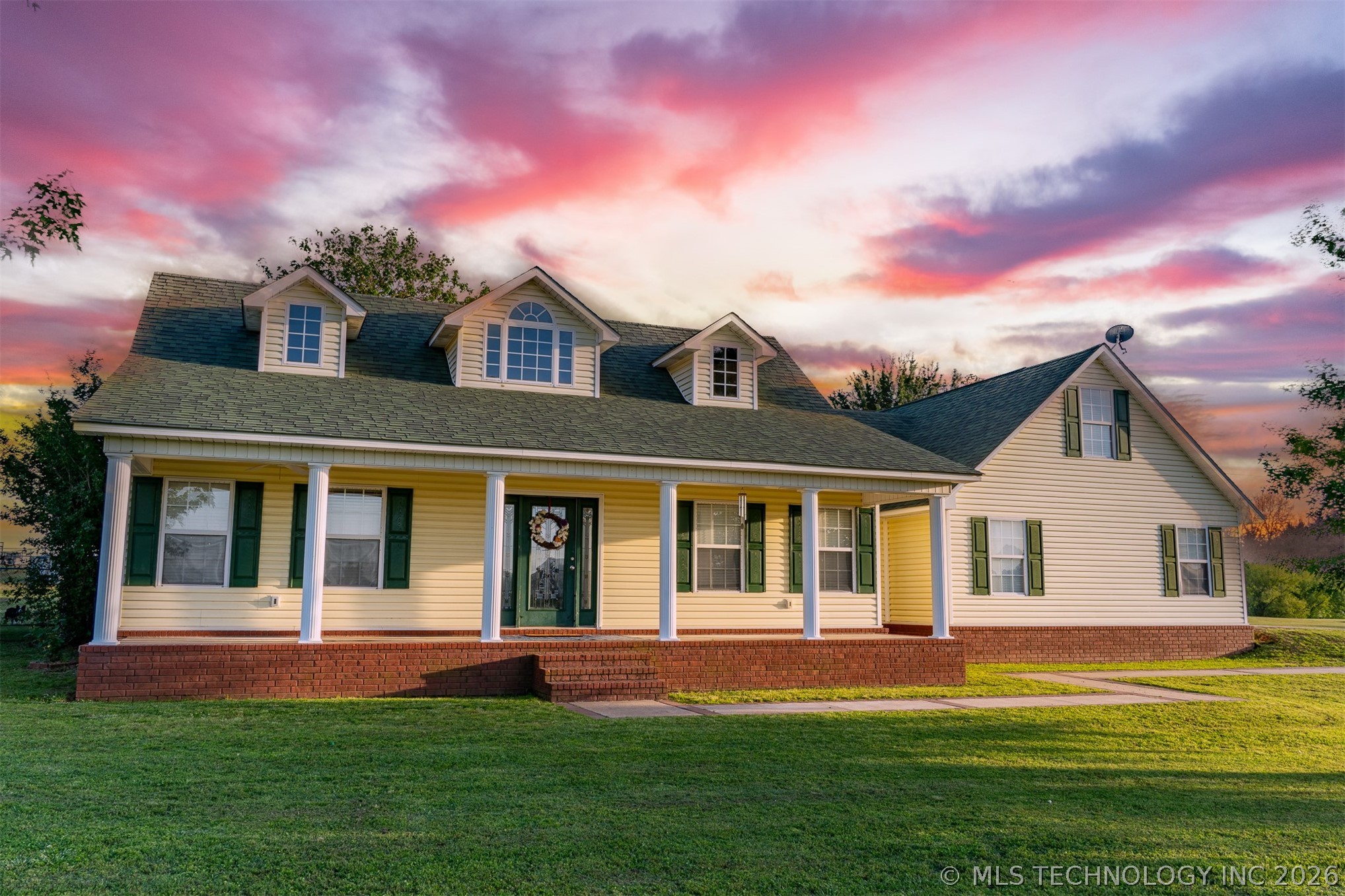 16393 Jd Court Property Photo 1