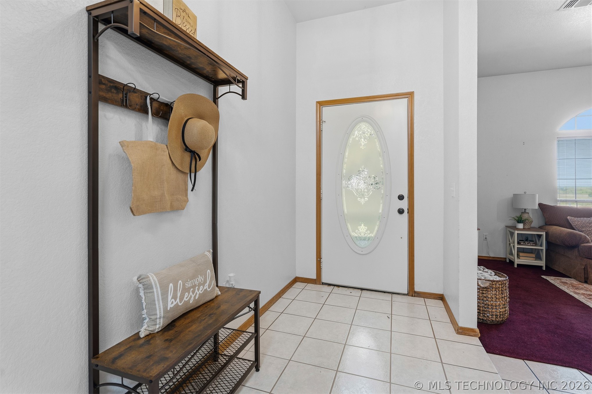 1922 S Plainview Property Photo 3