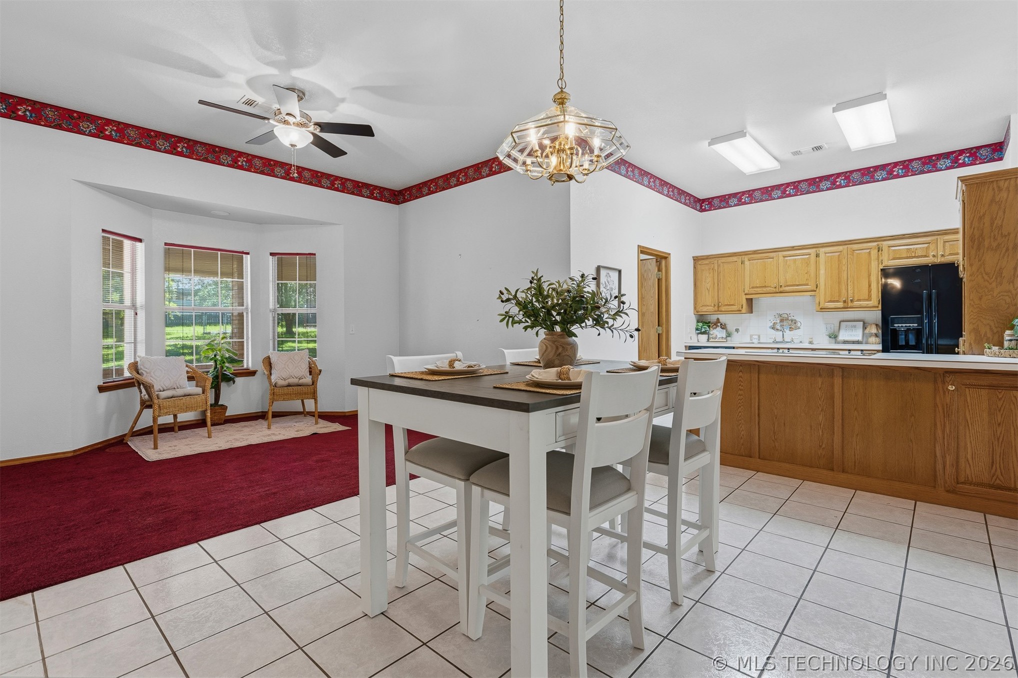 1922 S Plainview Property Photo 8