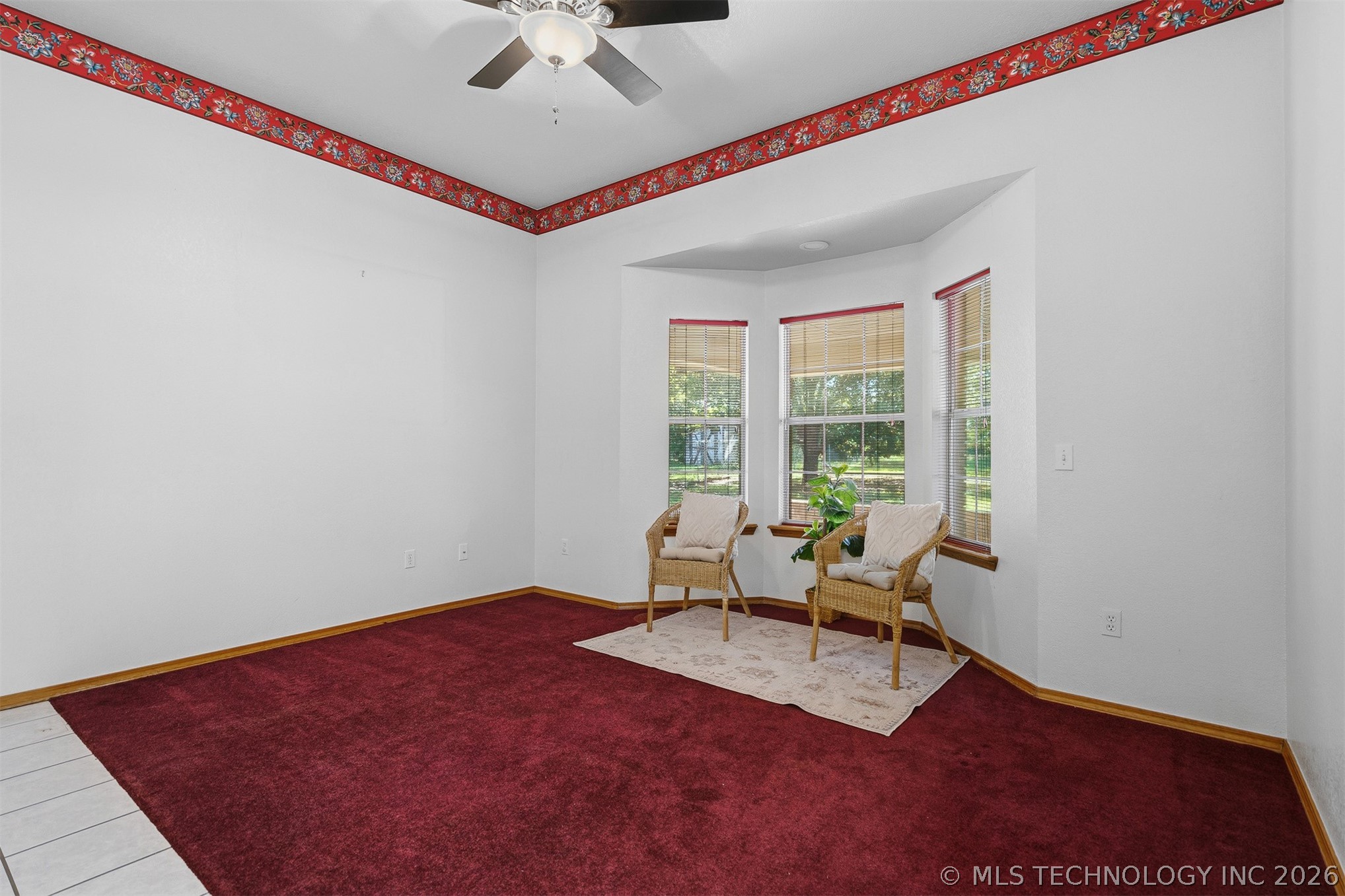 1922 S Plainview Property Photo 10