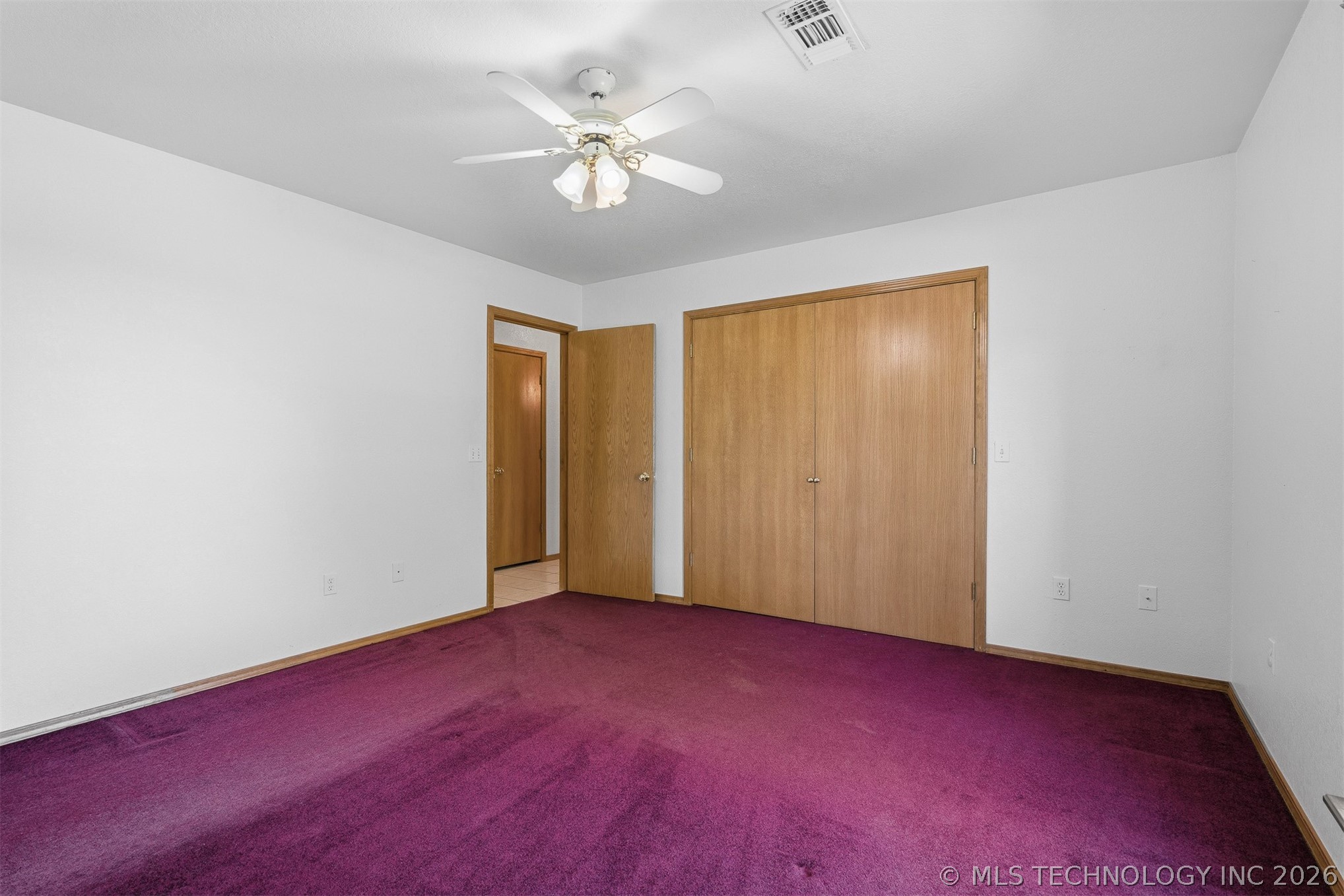 1922 S Plainview Property Photo 23