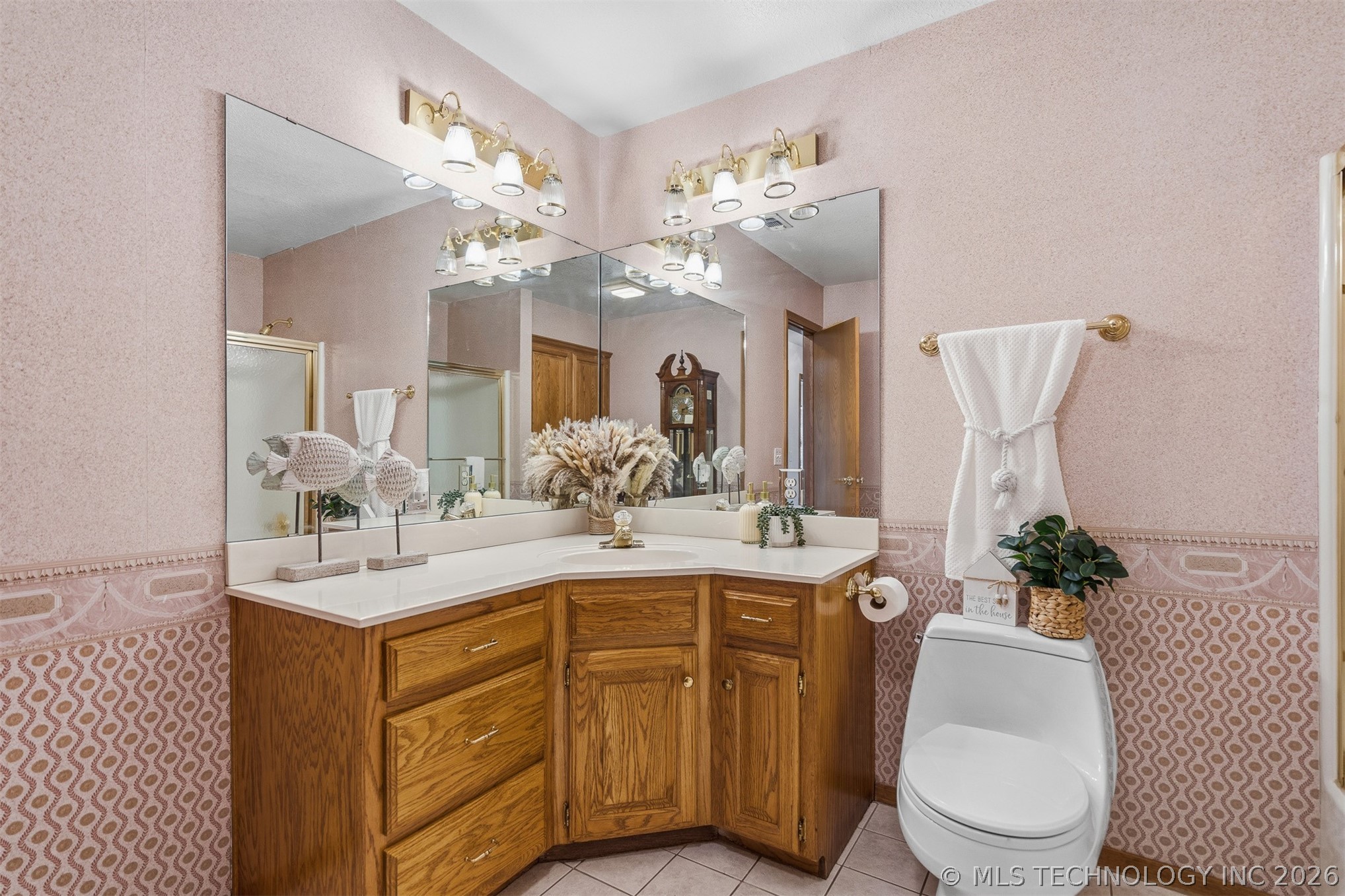 1922 S Plainview Property Photo 25
