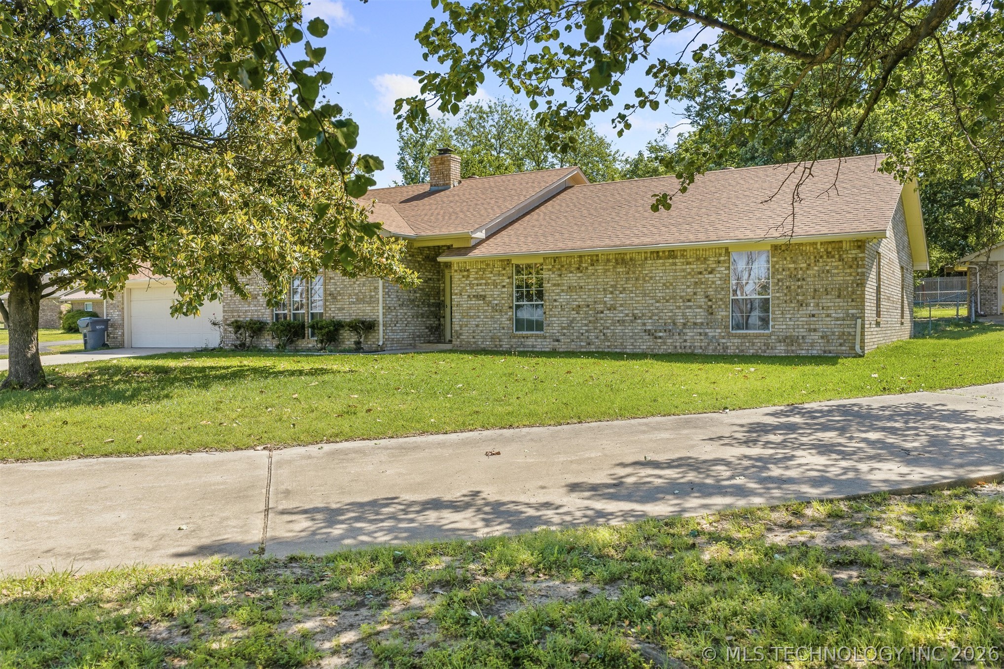 1922 S Plainview Property Photo 30