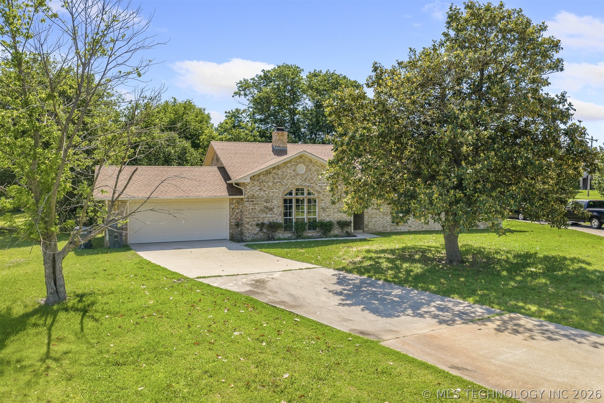 1922 S Plainview Property Photo 31