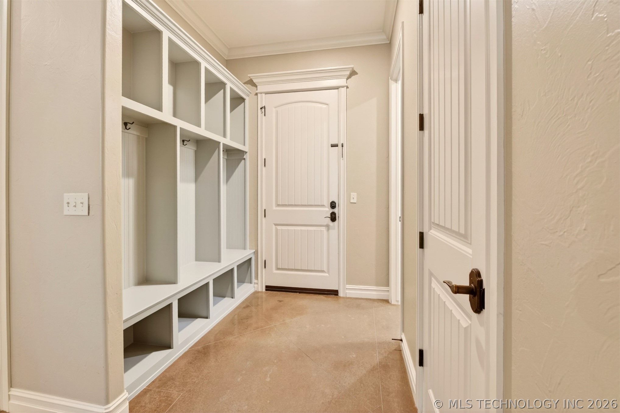 891 E 181st Street Property Photo 21
