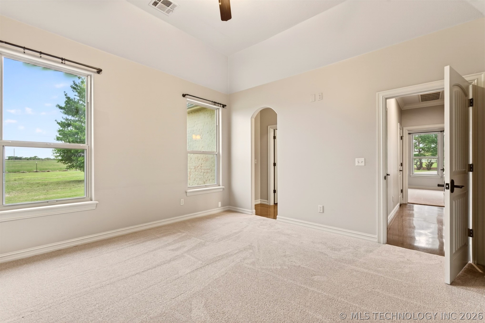 891 E 181st Street Property Photo 48