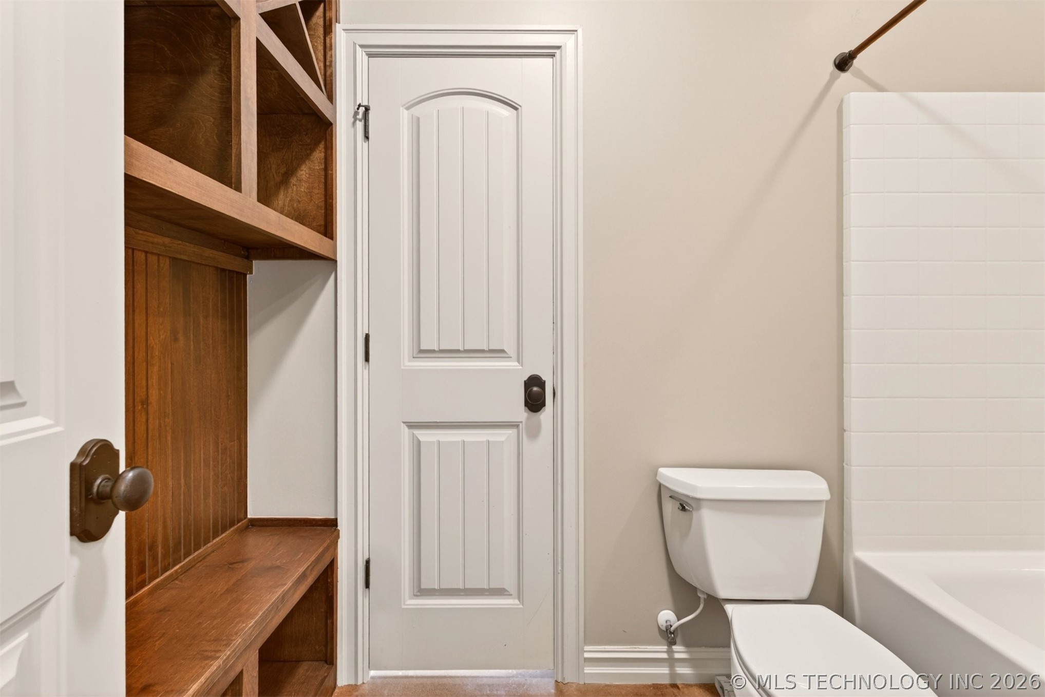 891 E 181st Street Property Photo 51