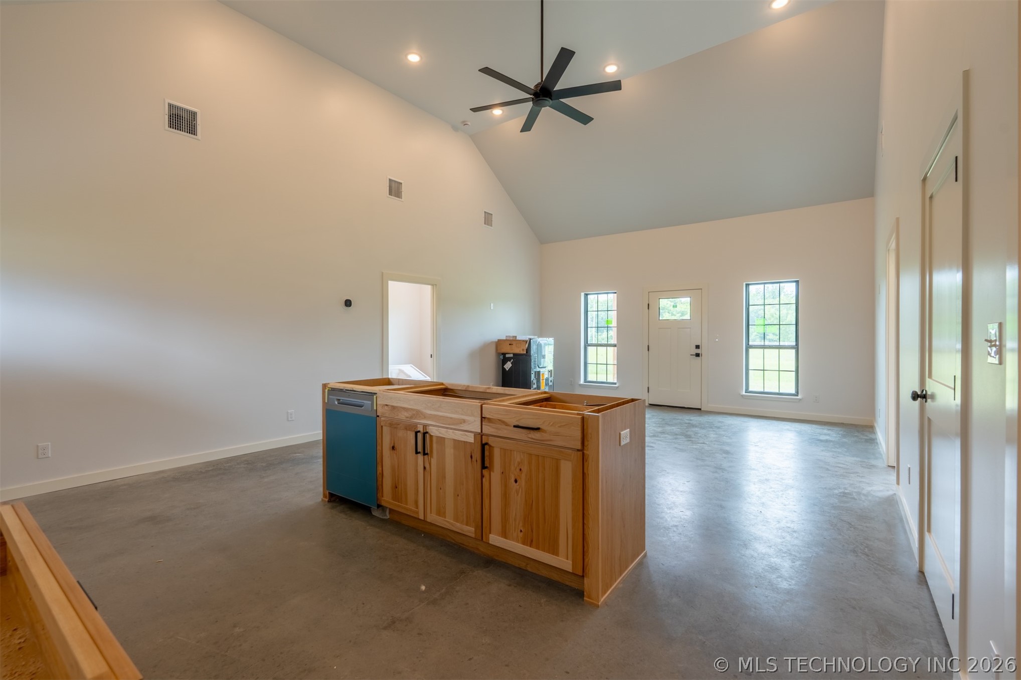 891 E 181st Street Property Photo 65