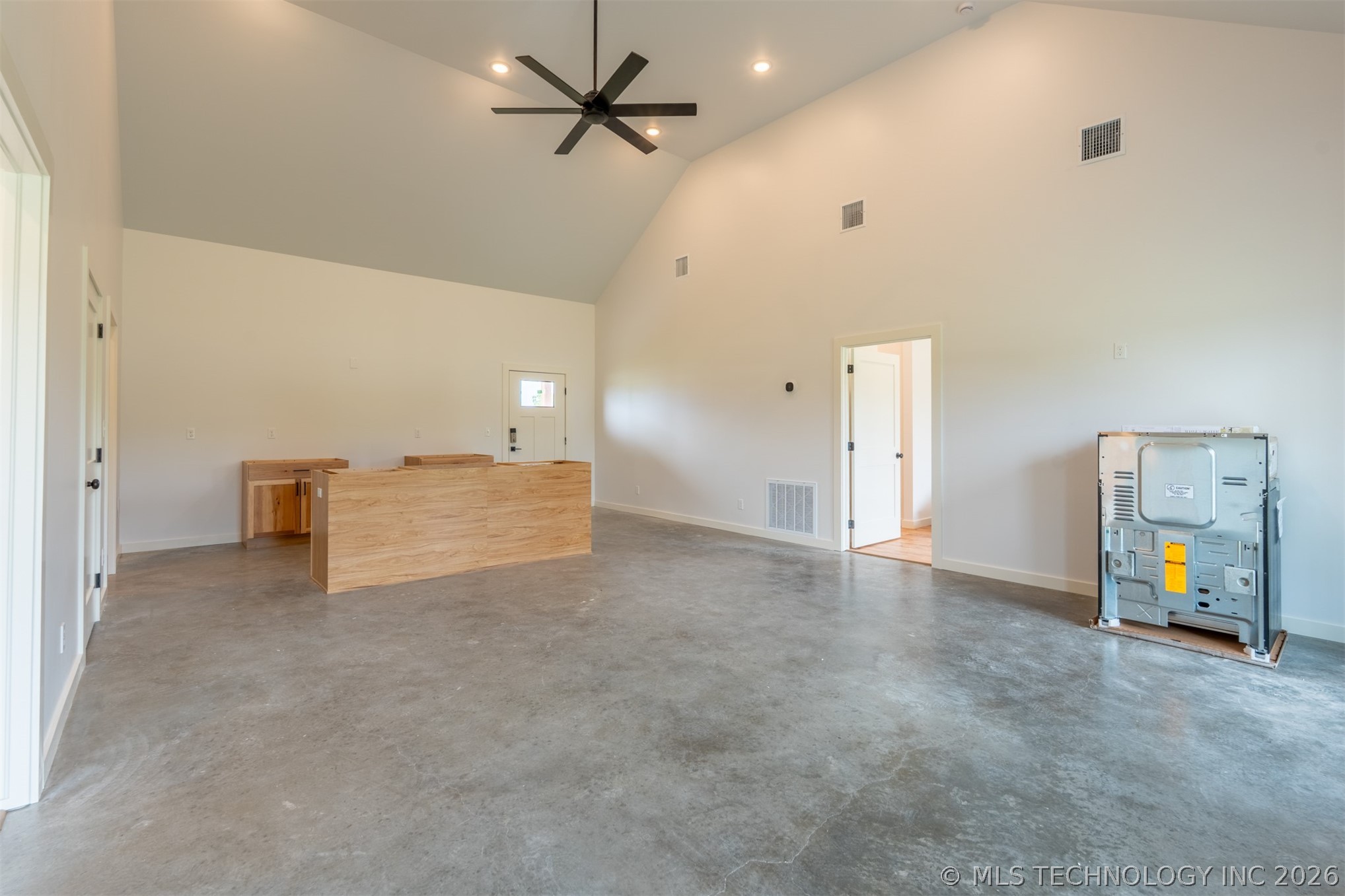 891 E 181st Street Property Photo 67