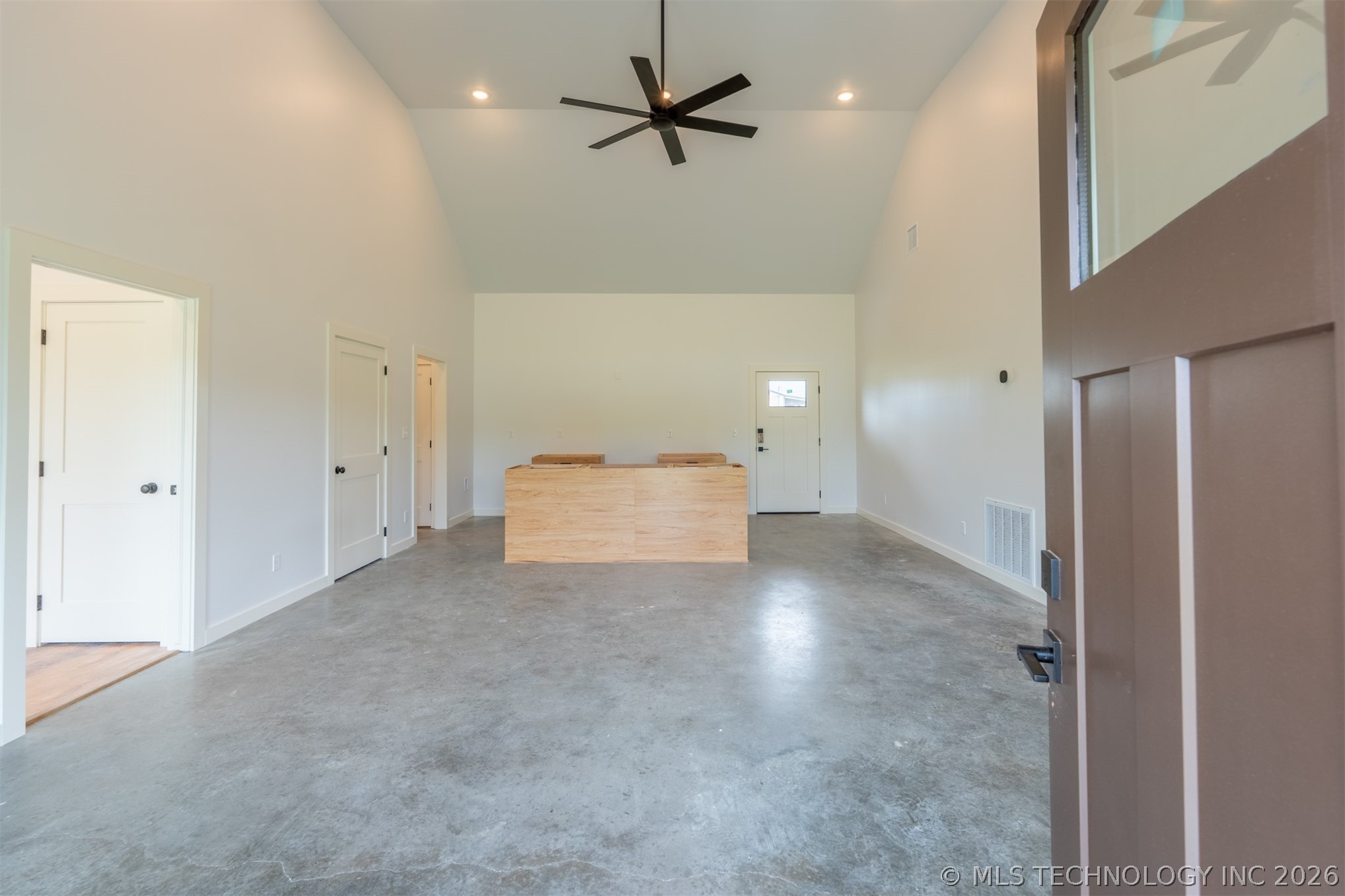 891 E 181st Street Property Photo 69
