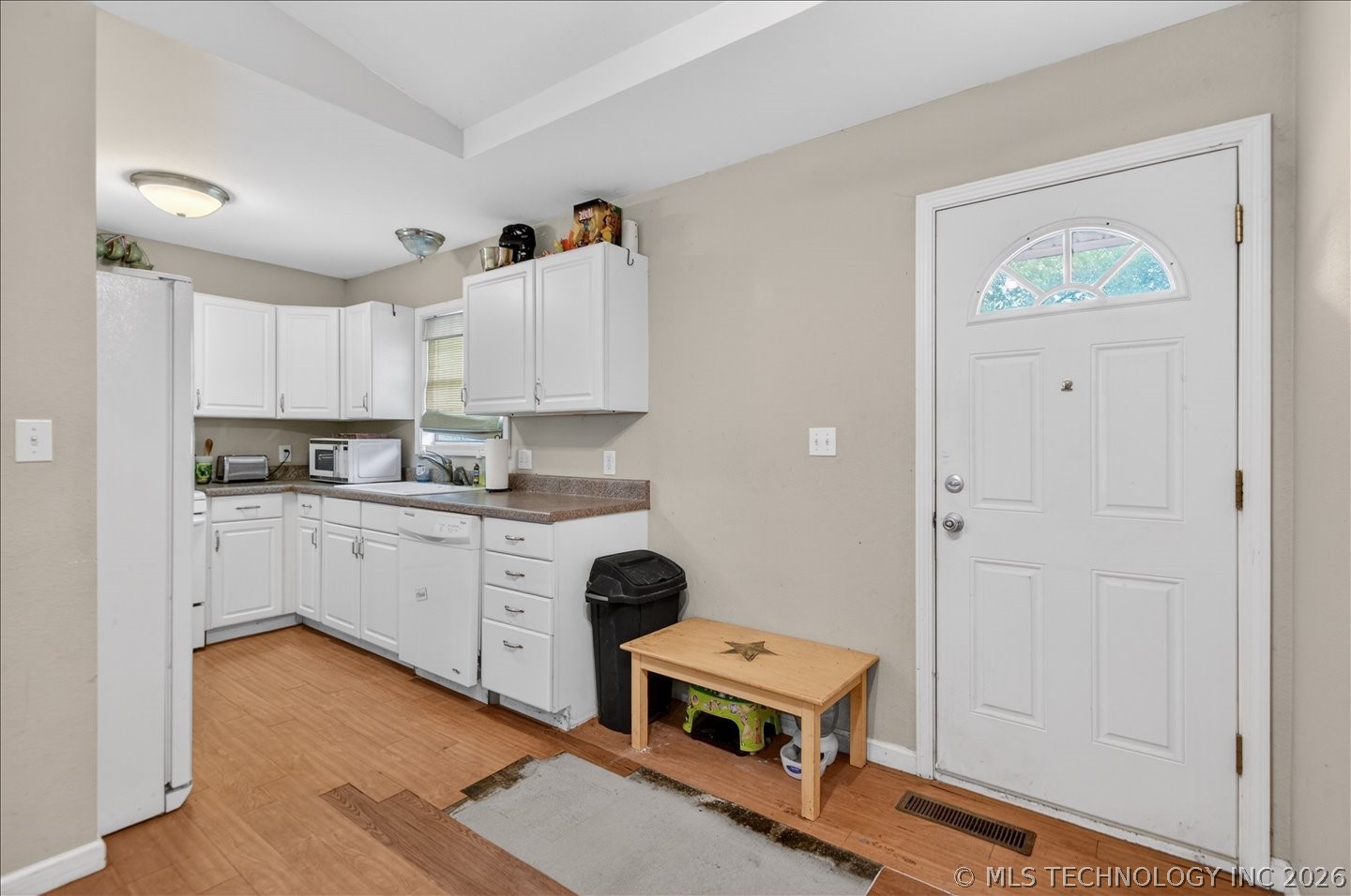 221 Spring Road Property Photo 5