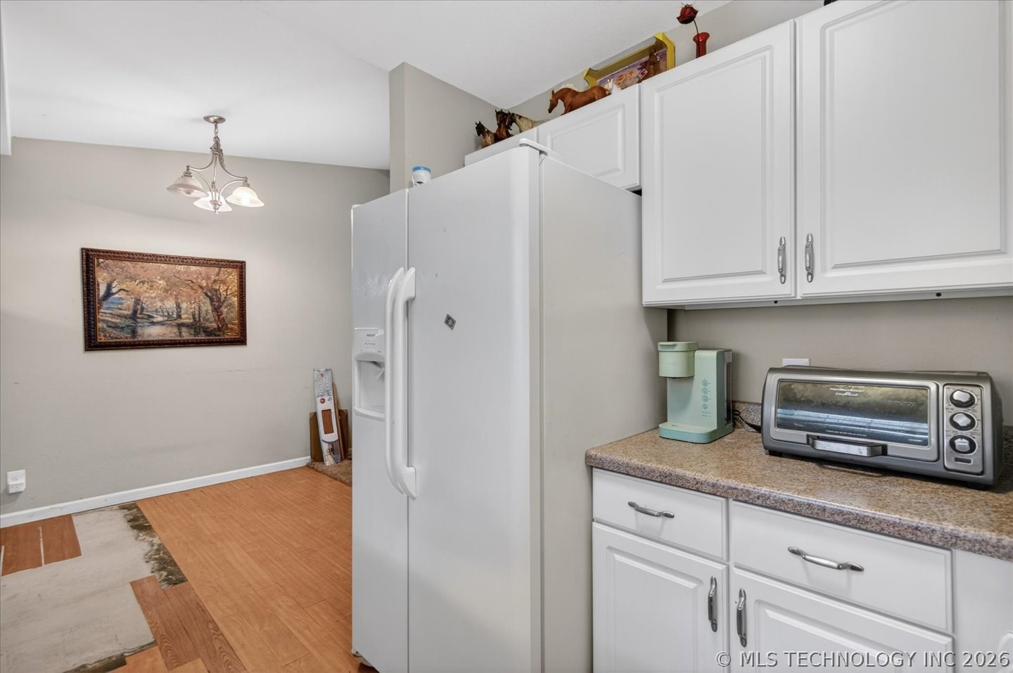221 Spring Road Property Photo 7