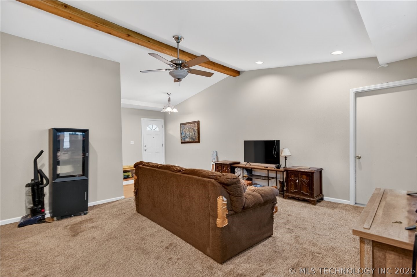221 Spring Road Property Photo 11