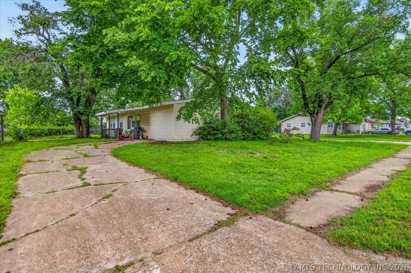 221 Spring Road Property Photo 19