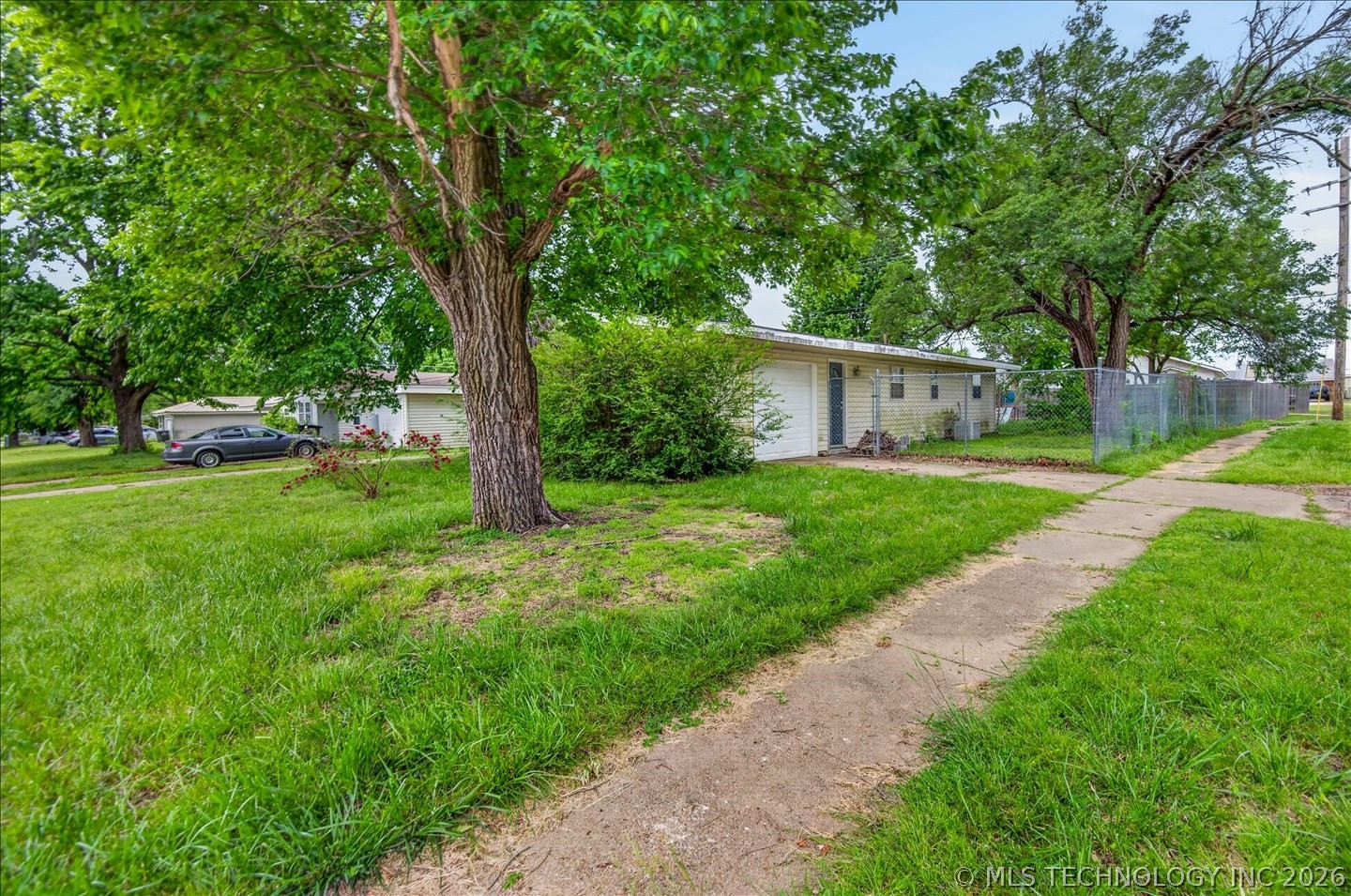 221 Spring Road Property Photo 20