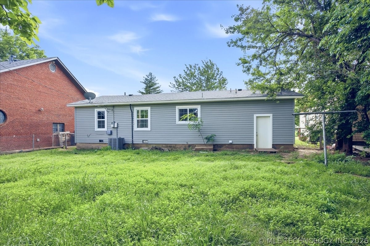 107 S 43rd West Avenue Property Photo 13