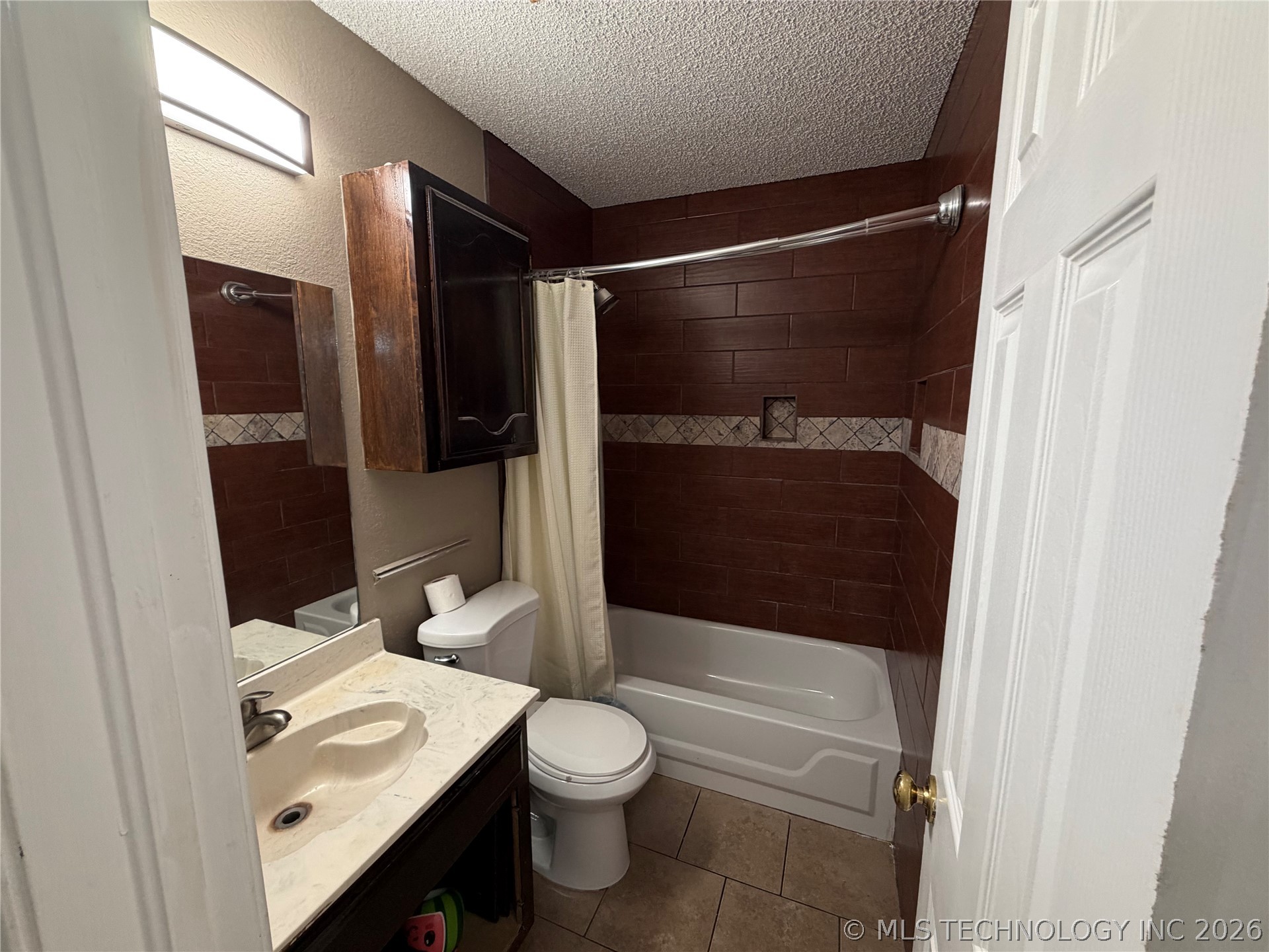 12179 E 35th Street Property Photo 10