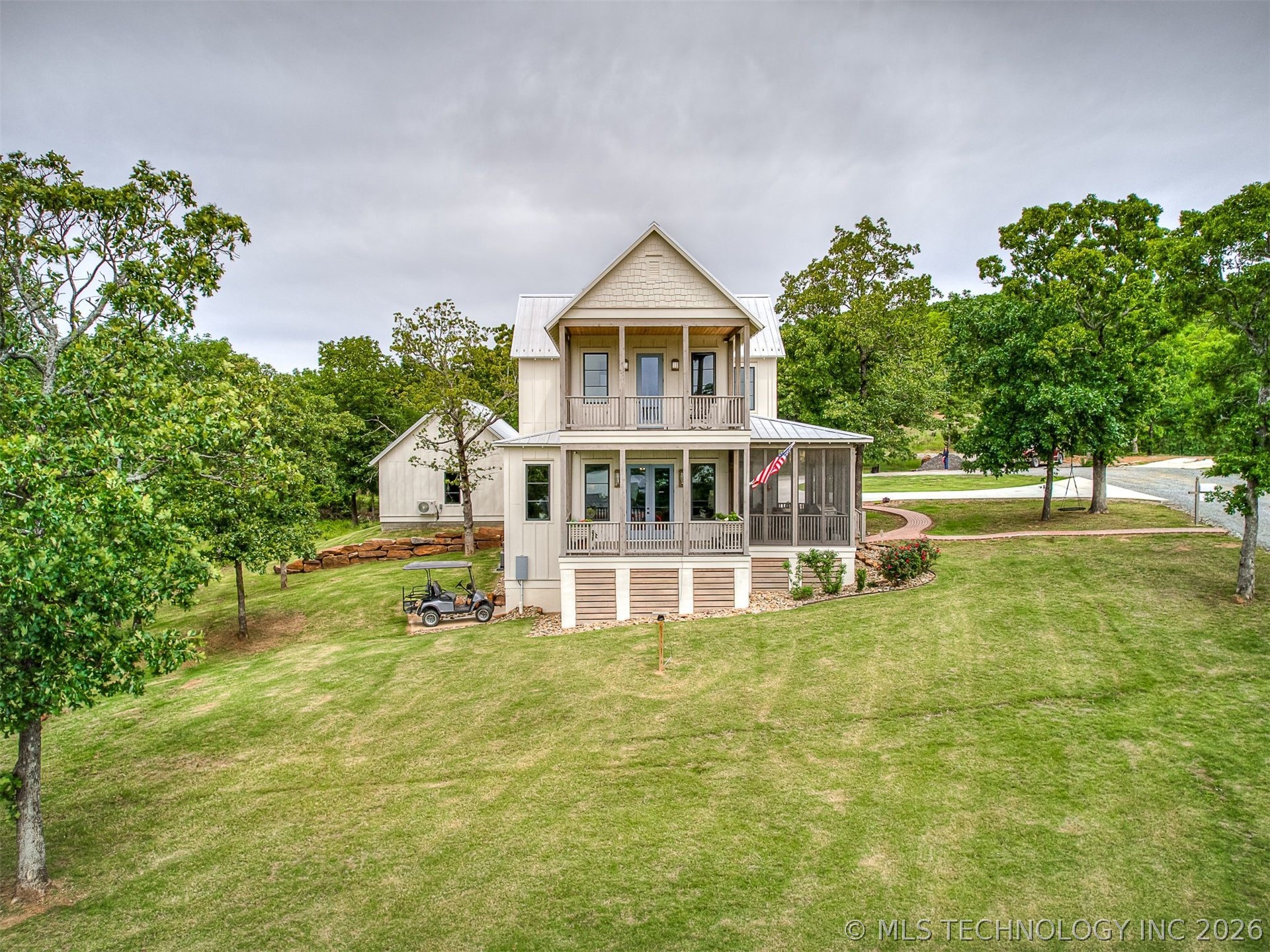 294 E Falcon Tree Loop Property Photo 2