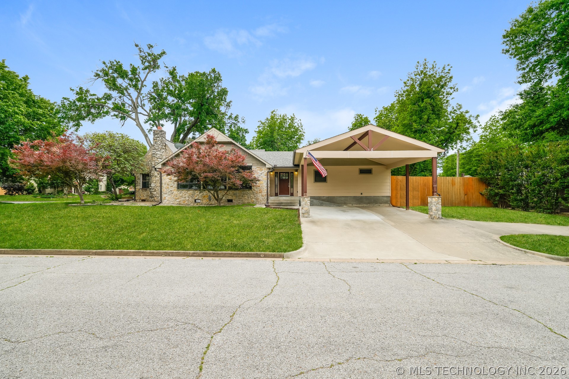 3132 S Owasso Avenue Property Photo 6