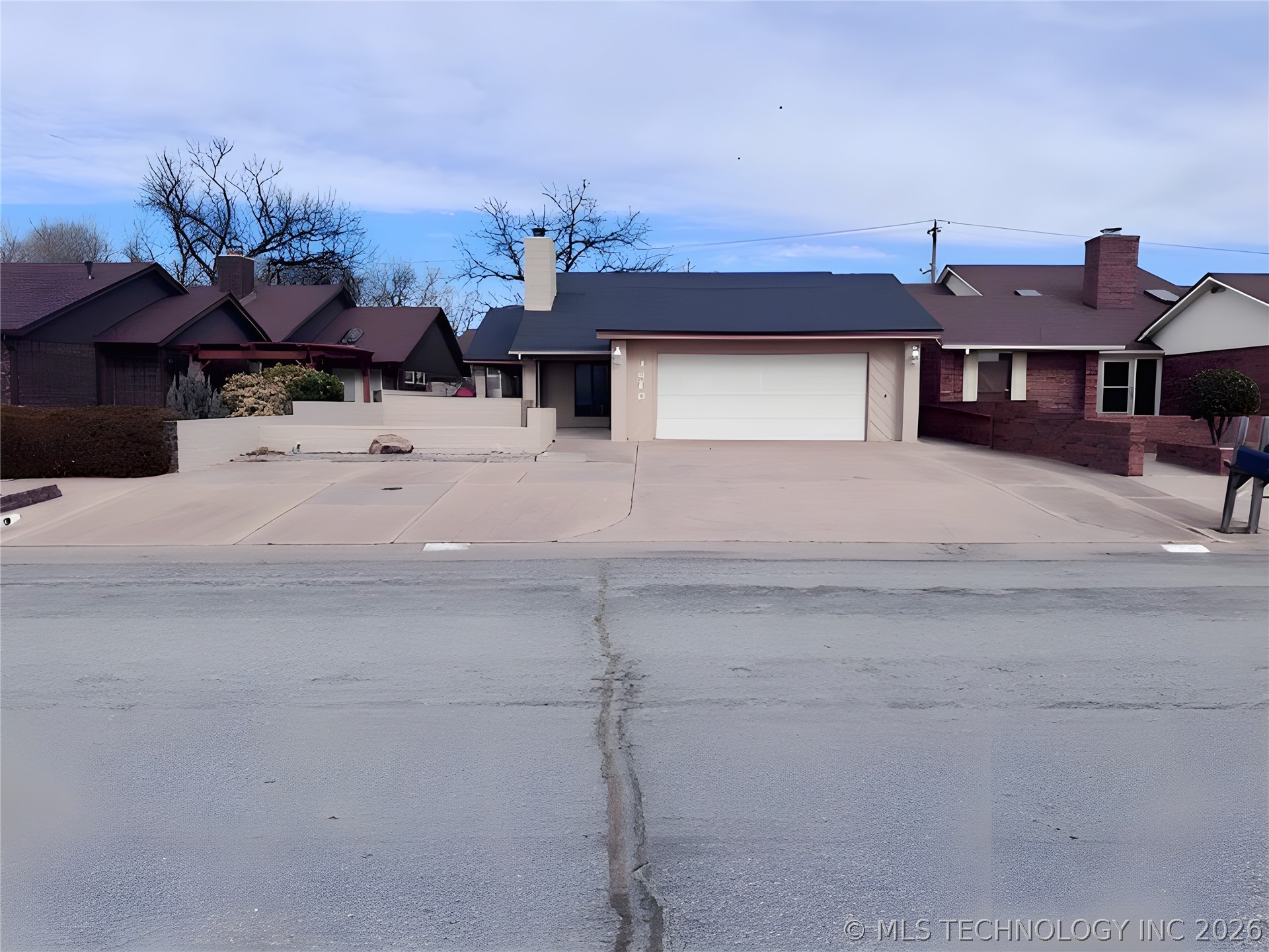 3610 Whippoorwill Lane Property Photo 1