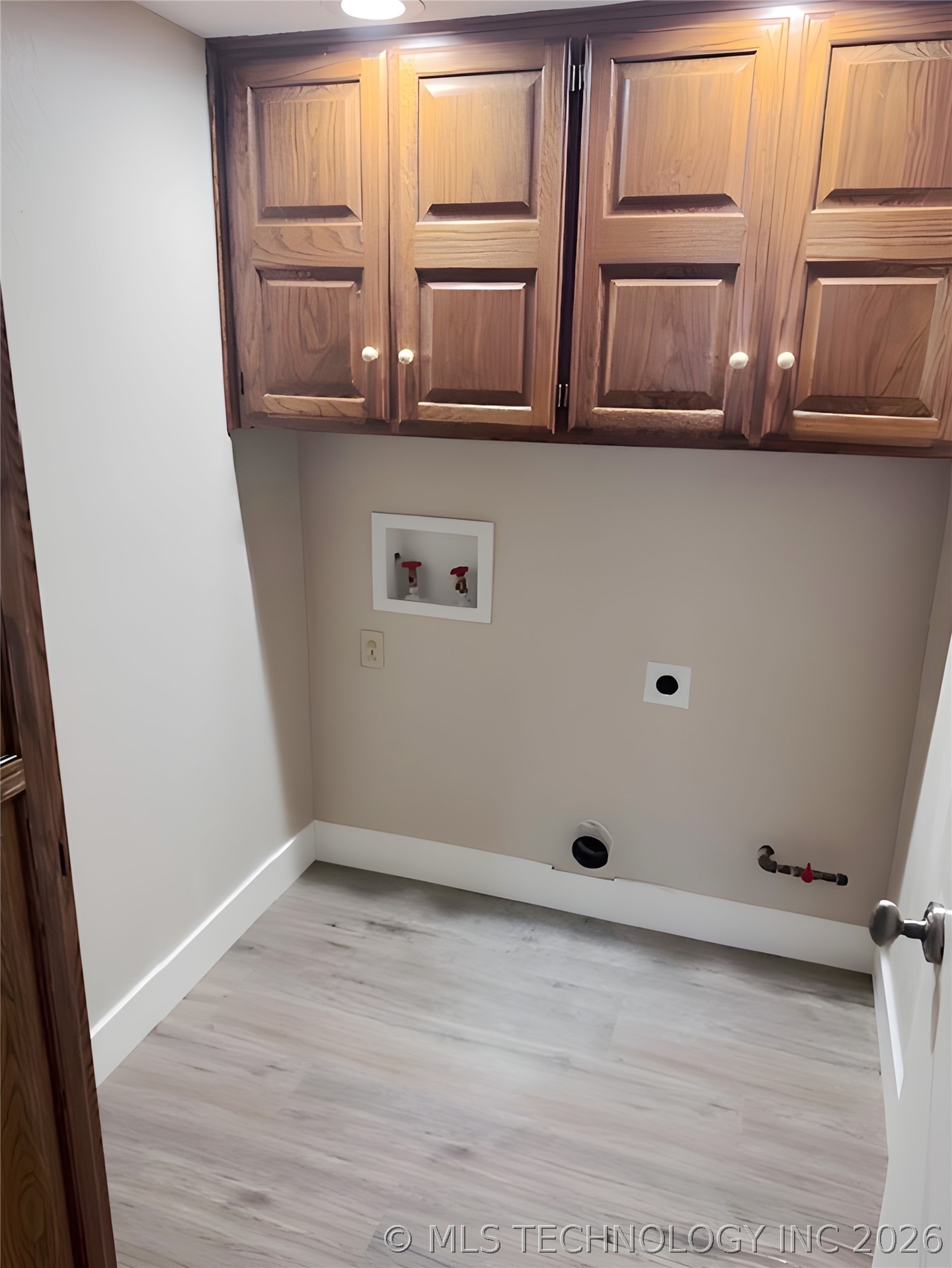 3610 Whippoorwill Lane Property Photo 7