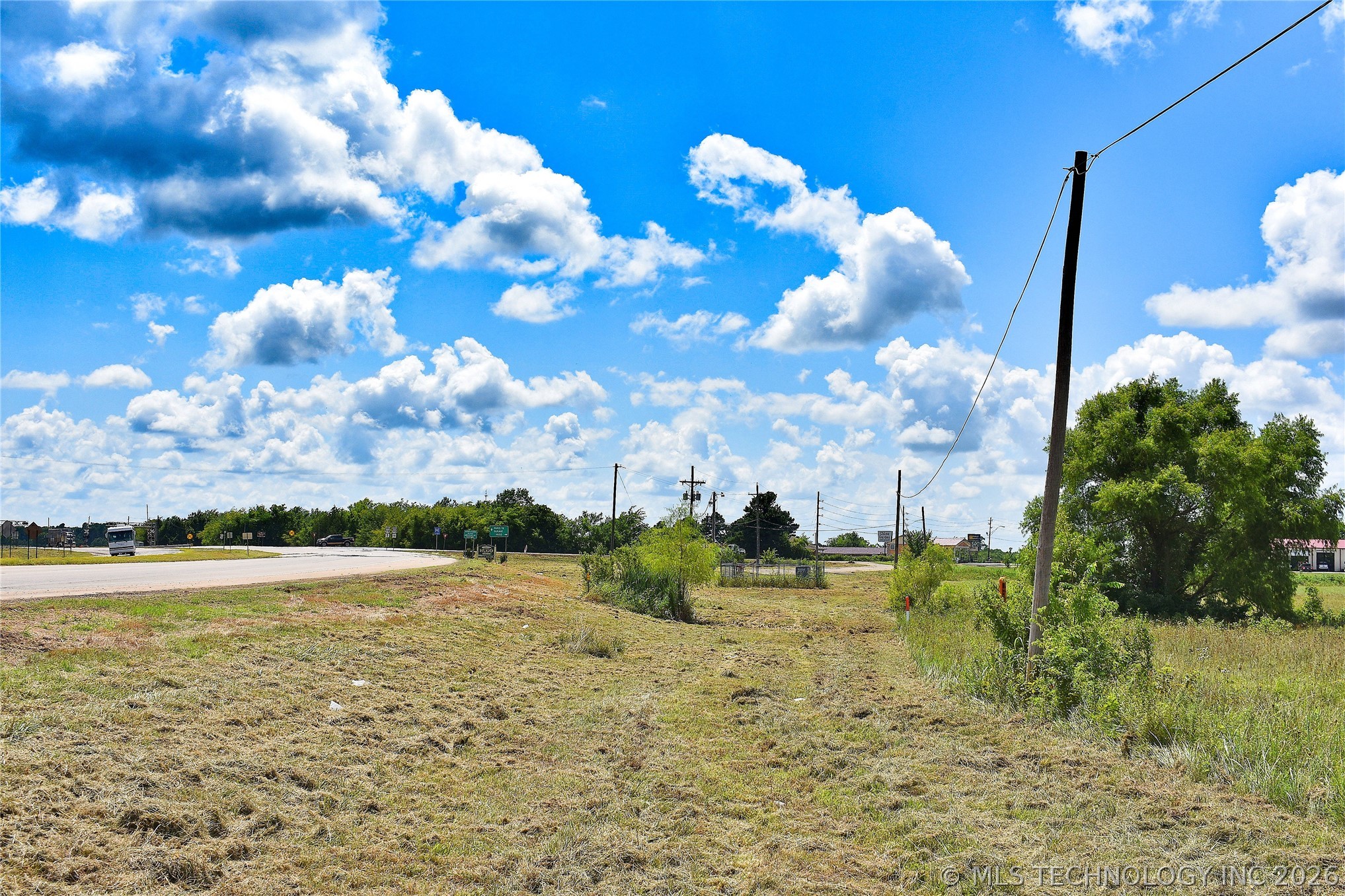 05 E Hwy 70 Property Photo 3