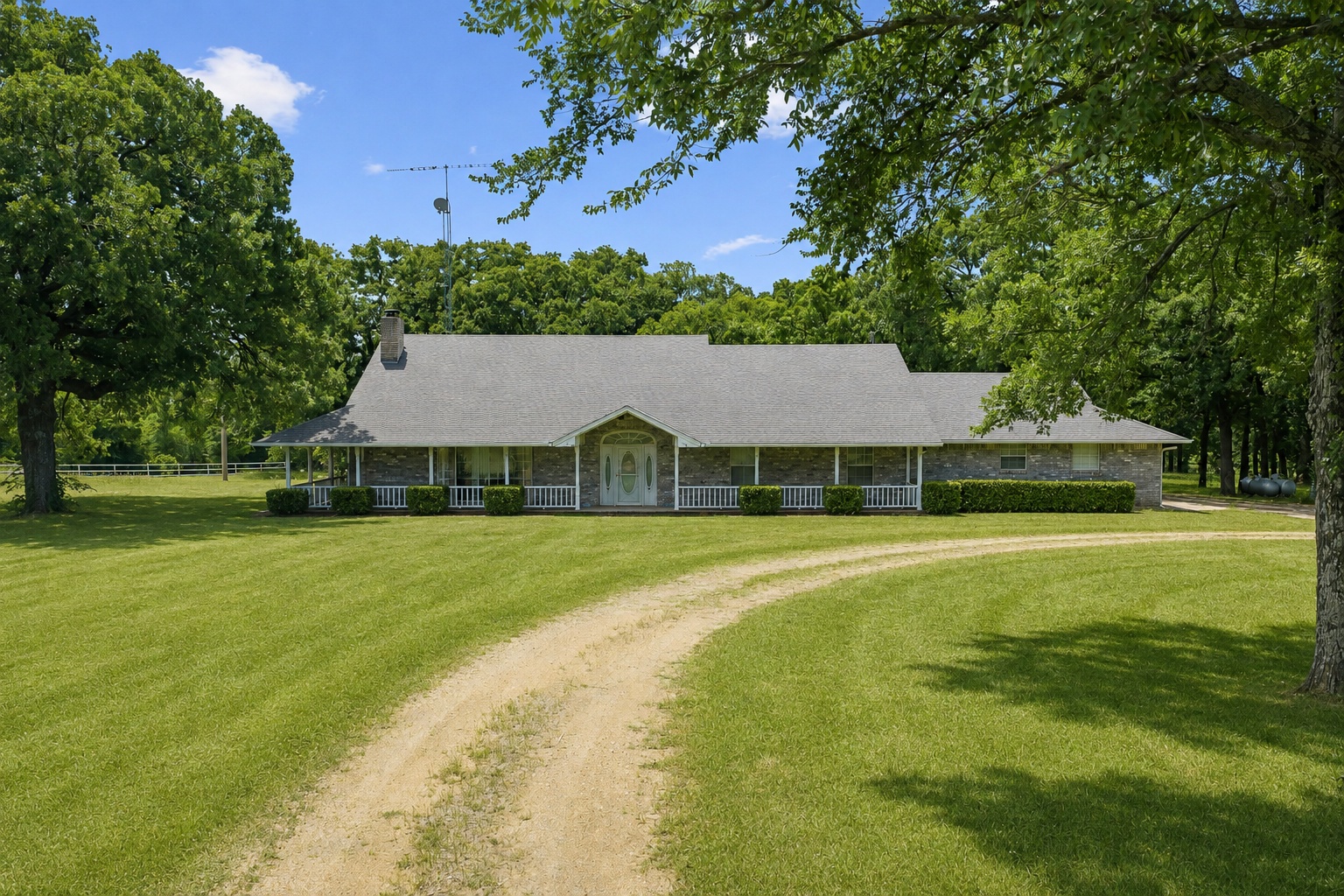 11567 Renick Property Photo 1