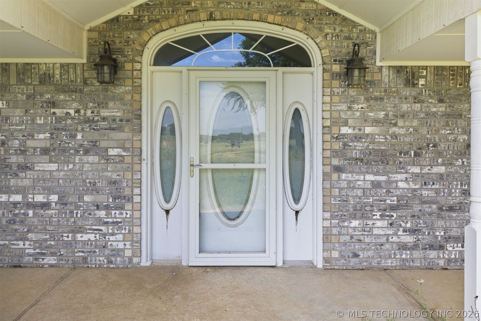 11567 Renick Property Photo 5