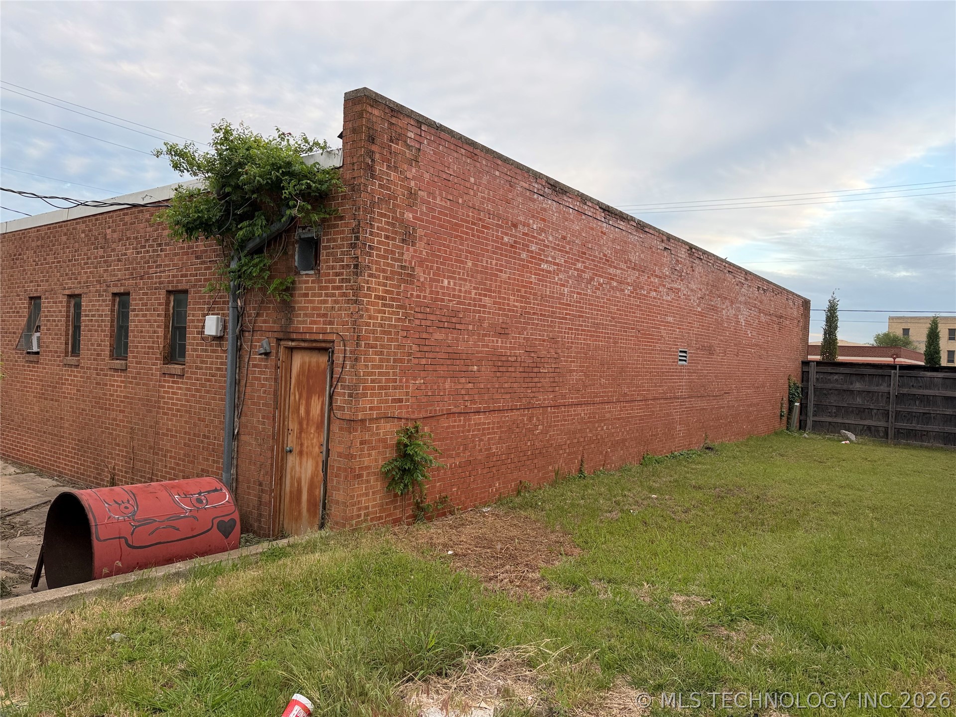 28 Mill Se Property Photo 4
