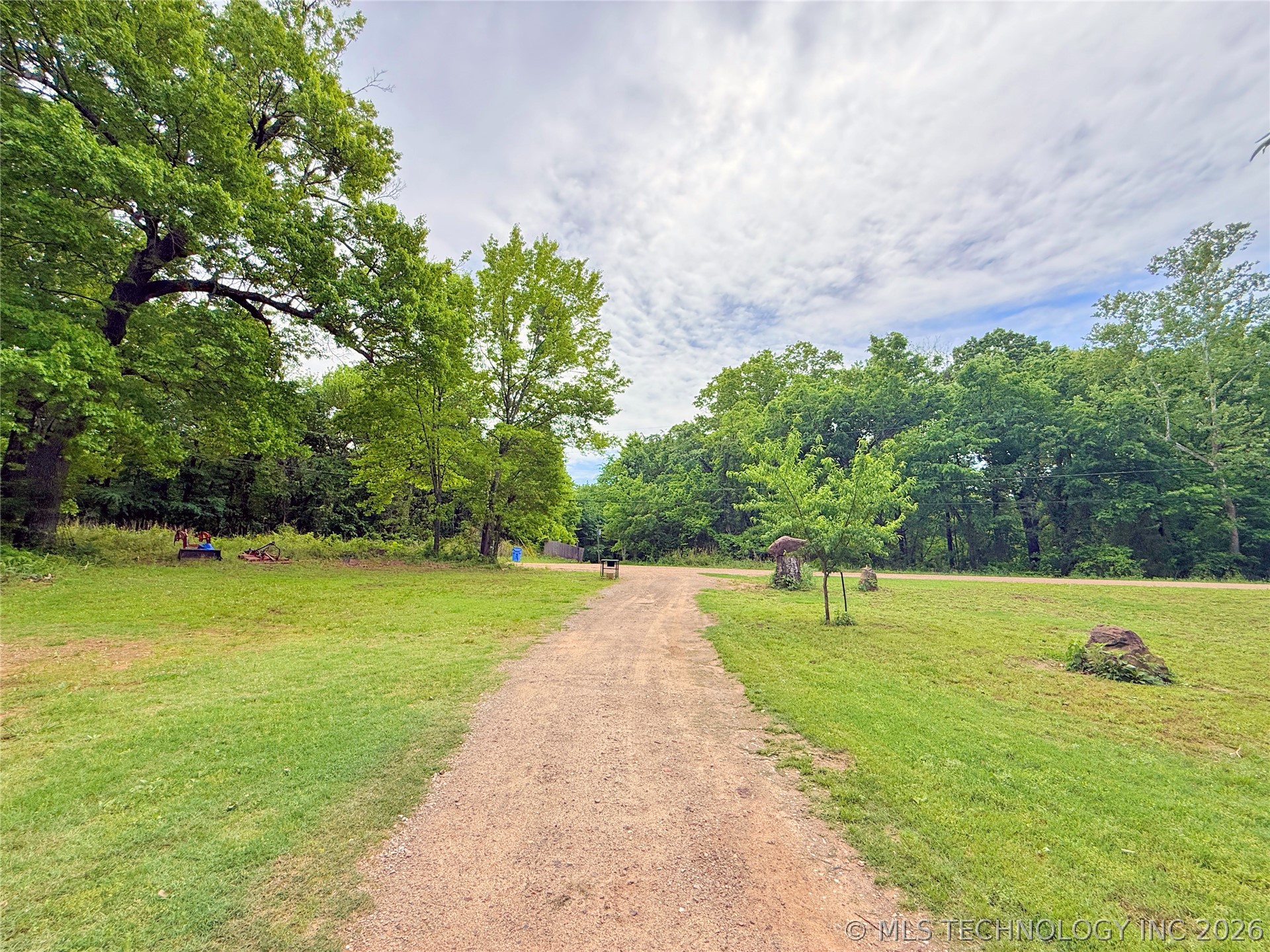 414023 E 1213 Road Property Photo 6