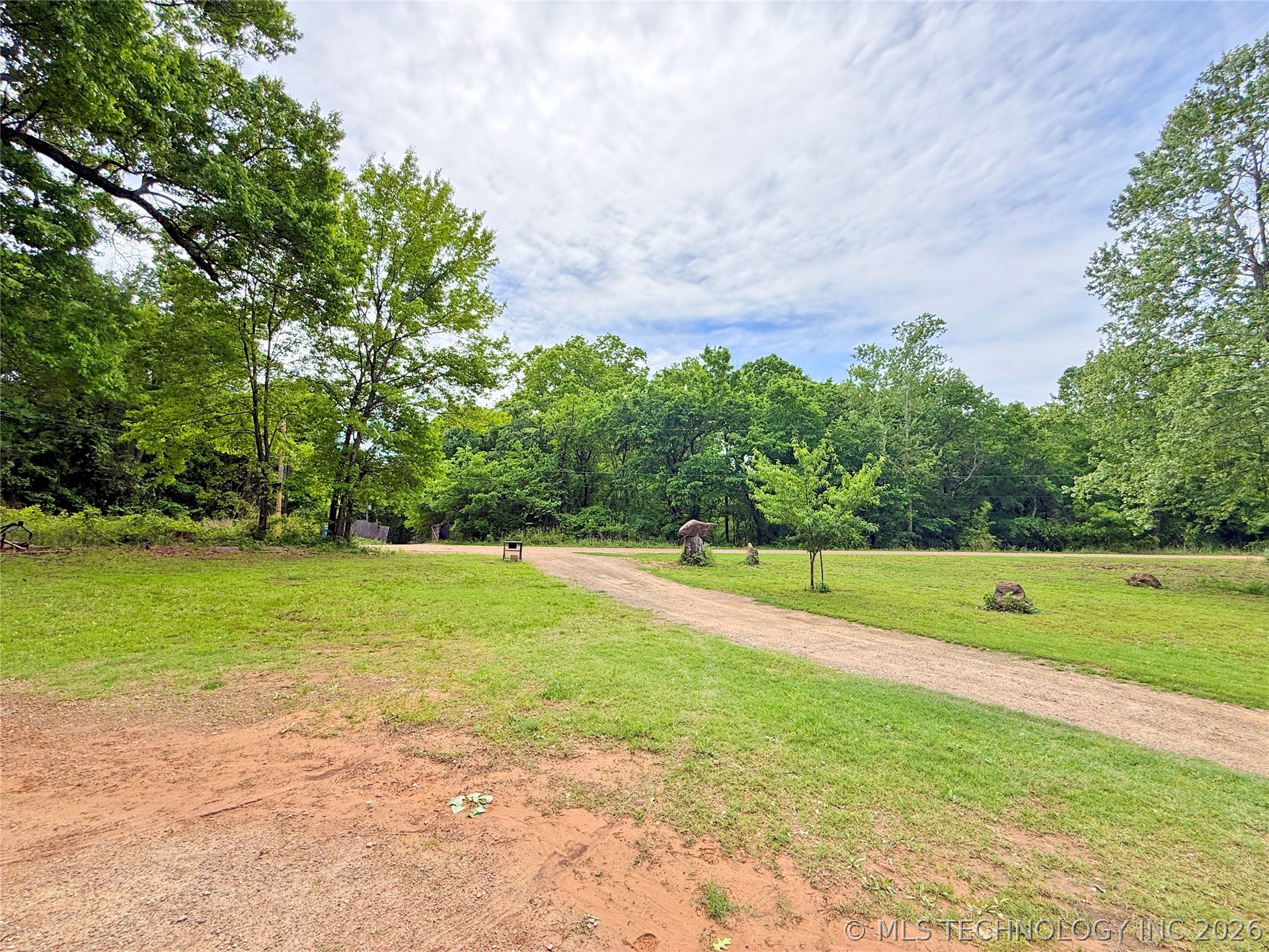 414023 E 1213 Road Property Photo 7