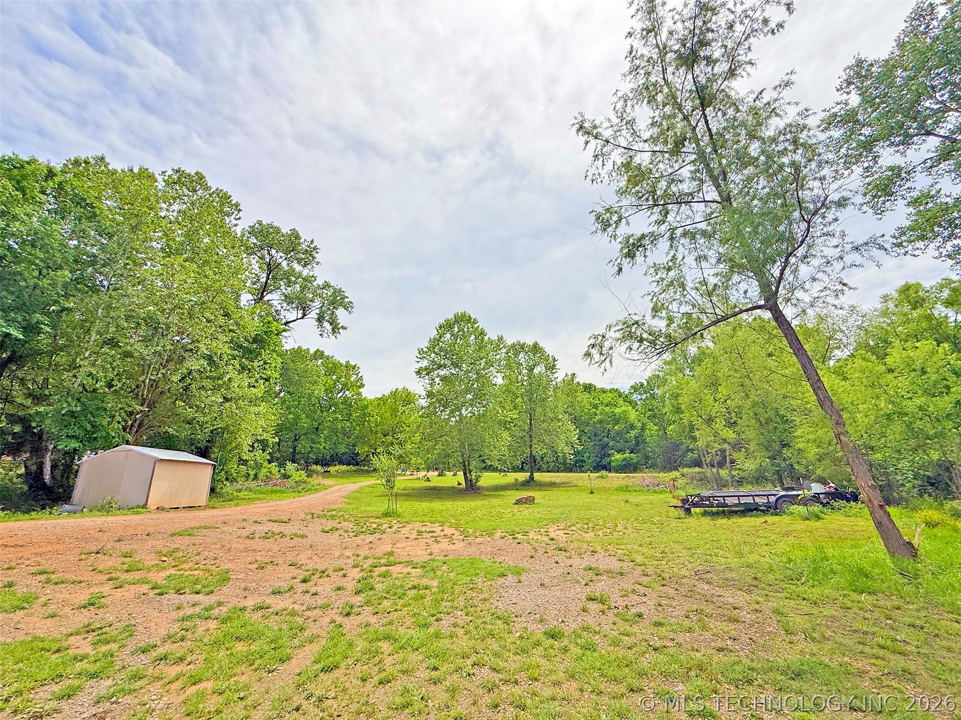 414023 E 1213 Road Property Photo 17
