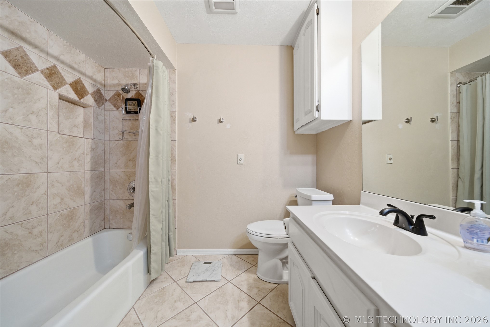 5717 E 97th Place S Property Photo 32
