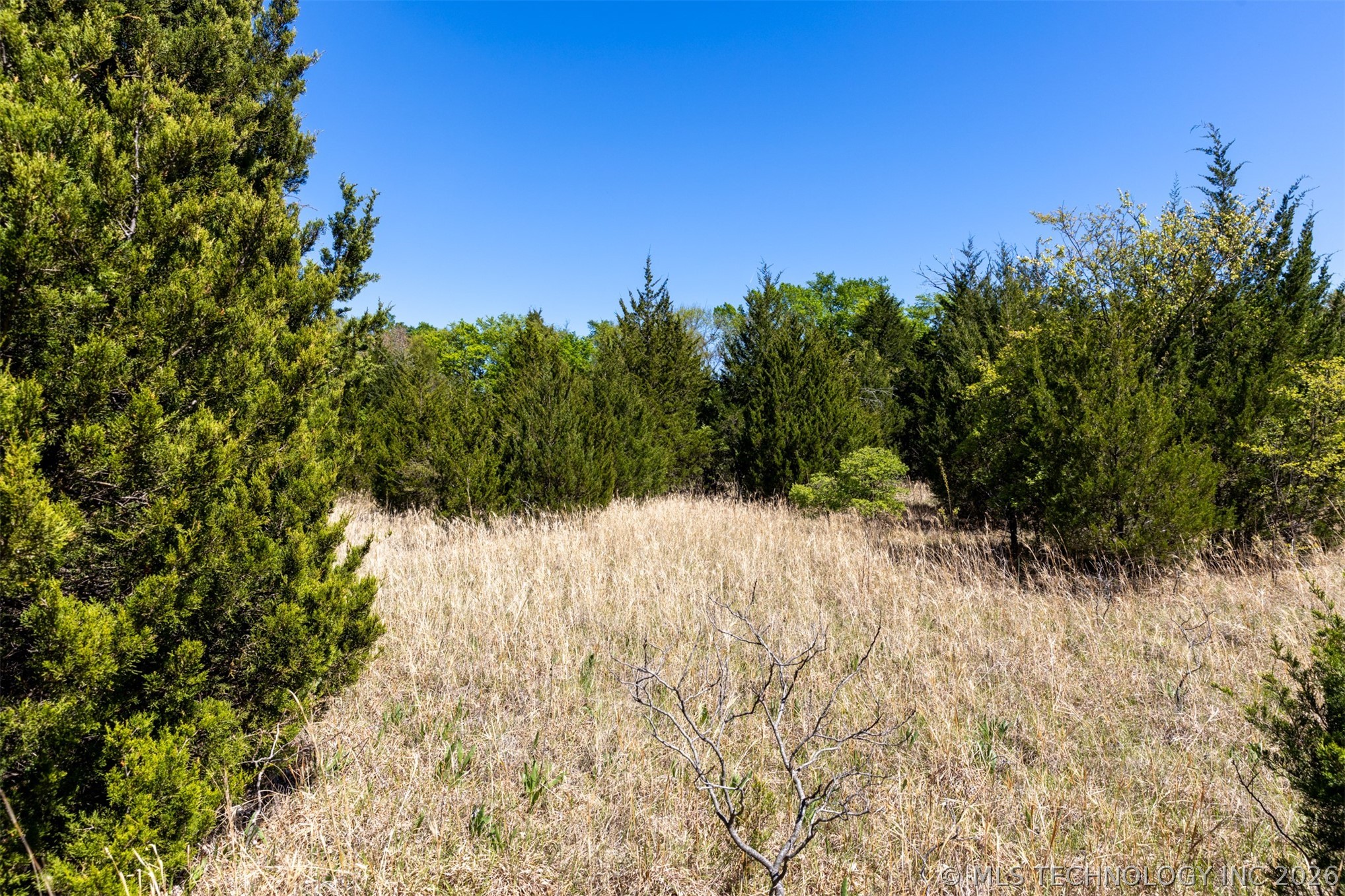 5 E 1180 Road Property Photo 15