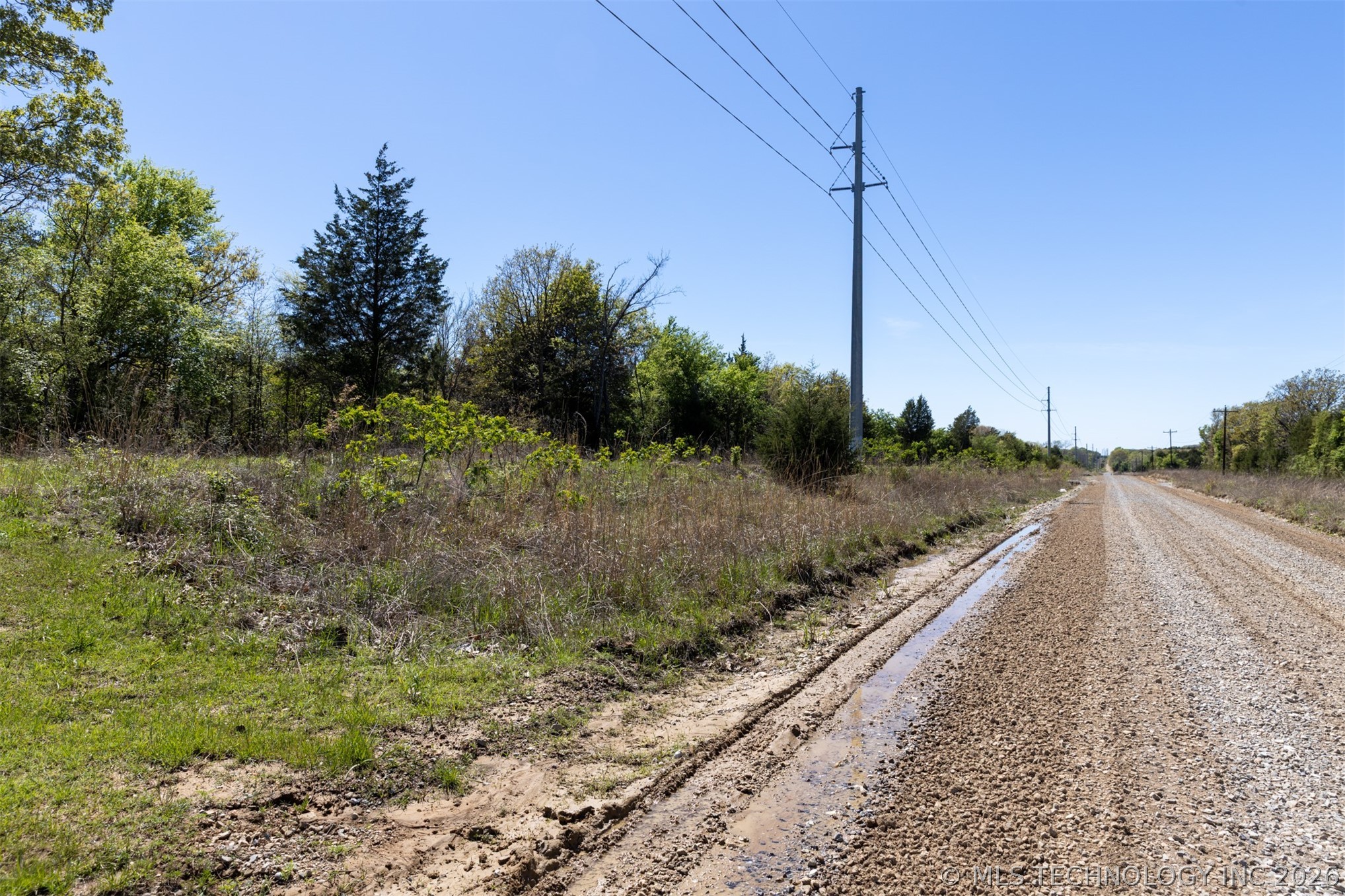 5 E 1180 Road Property Photo 32