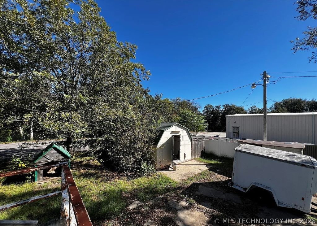 311 E A Street Property Photo 7