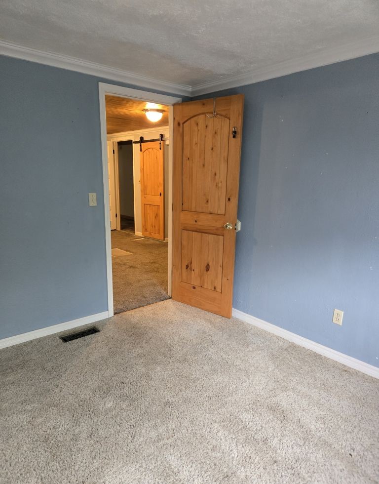 311 E A Street Property Photo 7