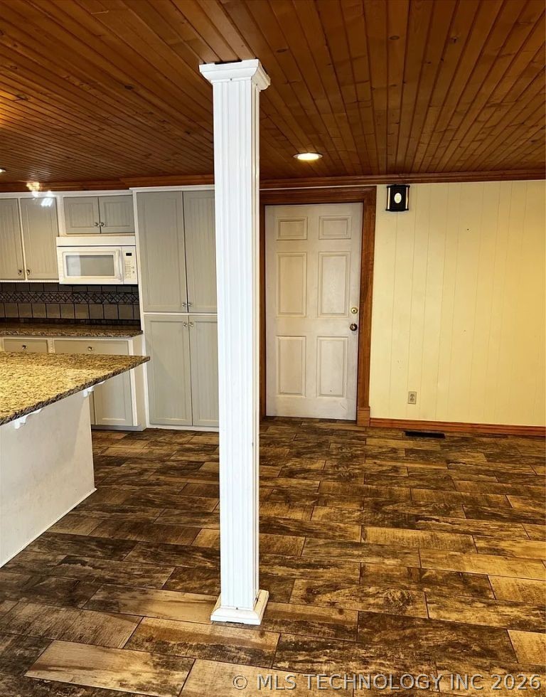 311 E A Street Property Photo 15