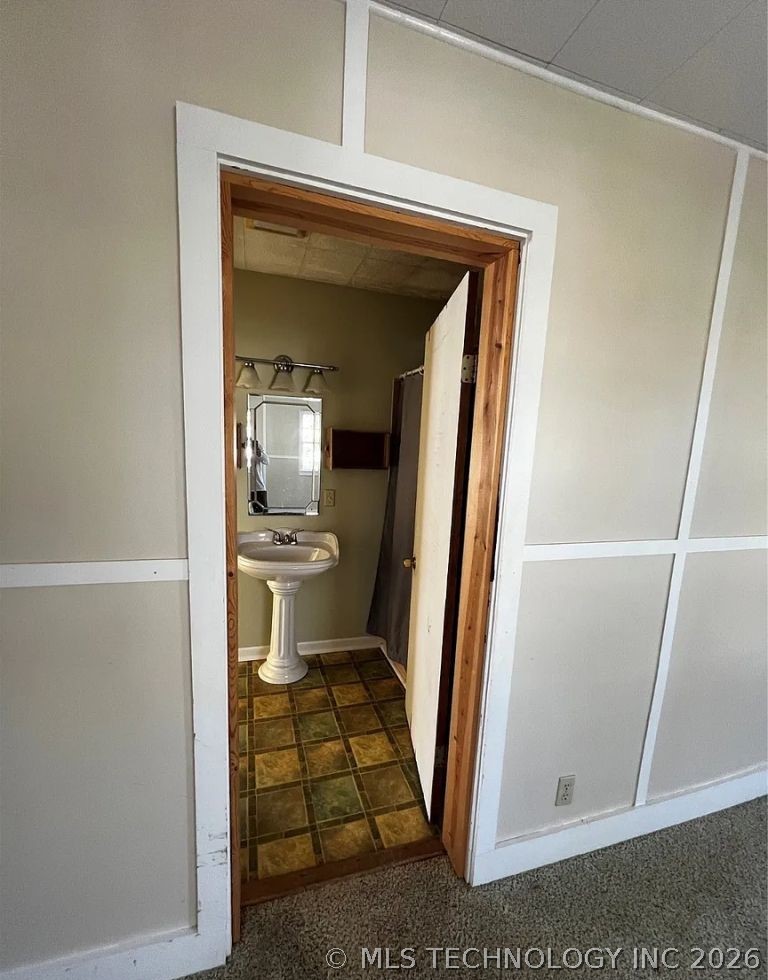 311 E A Street Property Photo 40