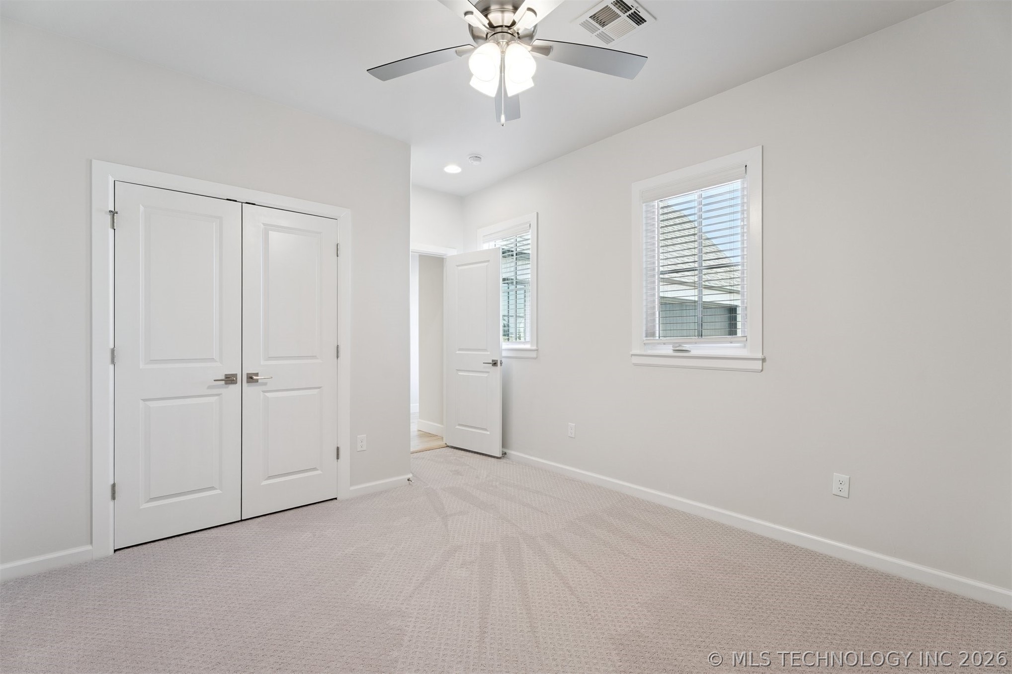 5502 E 175th Street S Property Photo 27