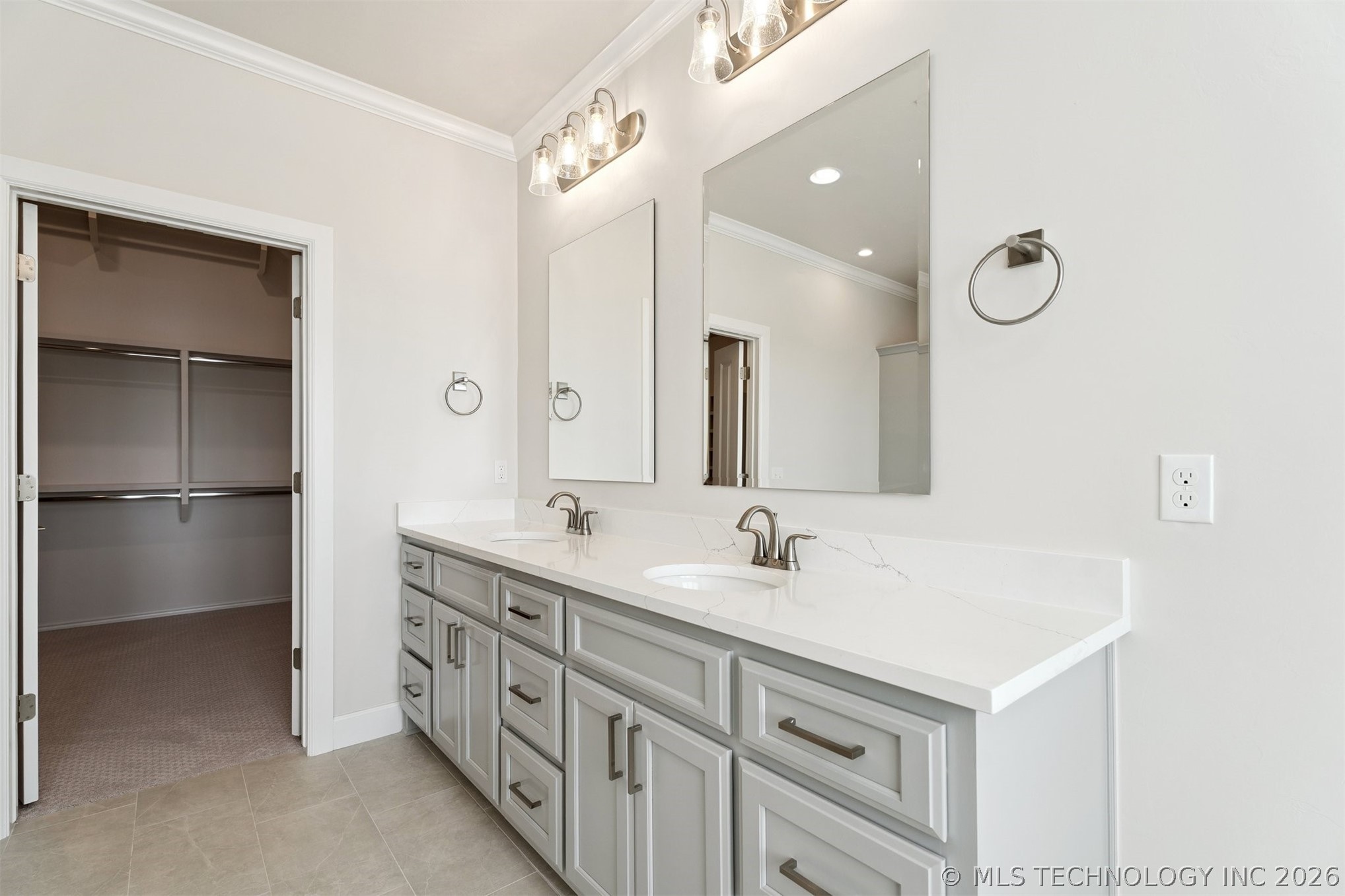 5502 E 175th Street S Property Photo 41