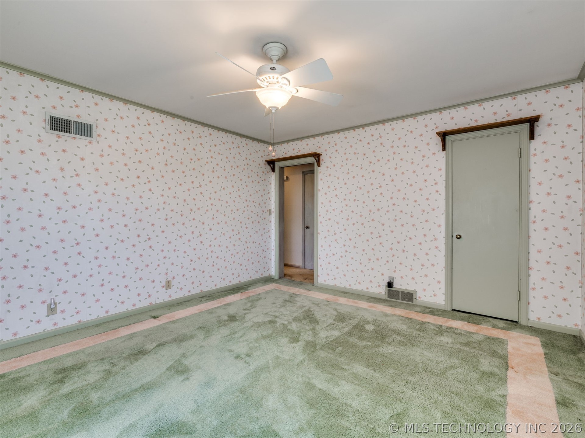 1420 E Fairview Avenue Property Photo 46